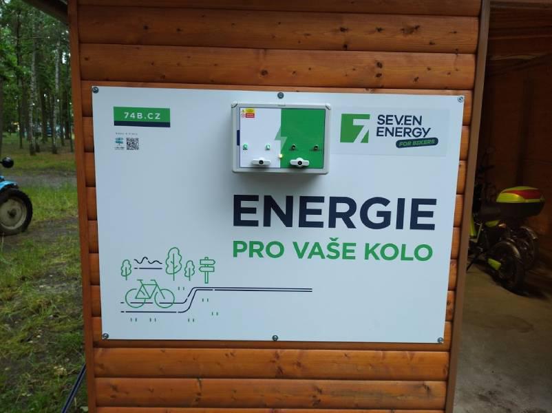 Nabíjecí stanice Autokemp Buňkov foto 4