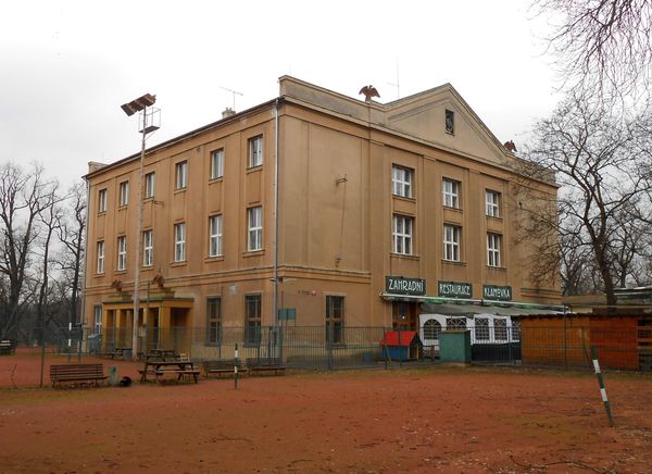 Zahradni Restaurace Klamovka