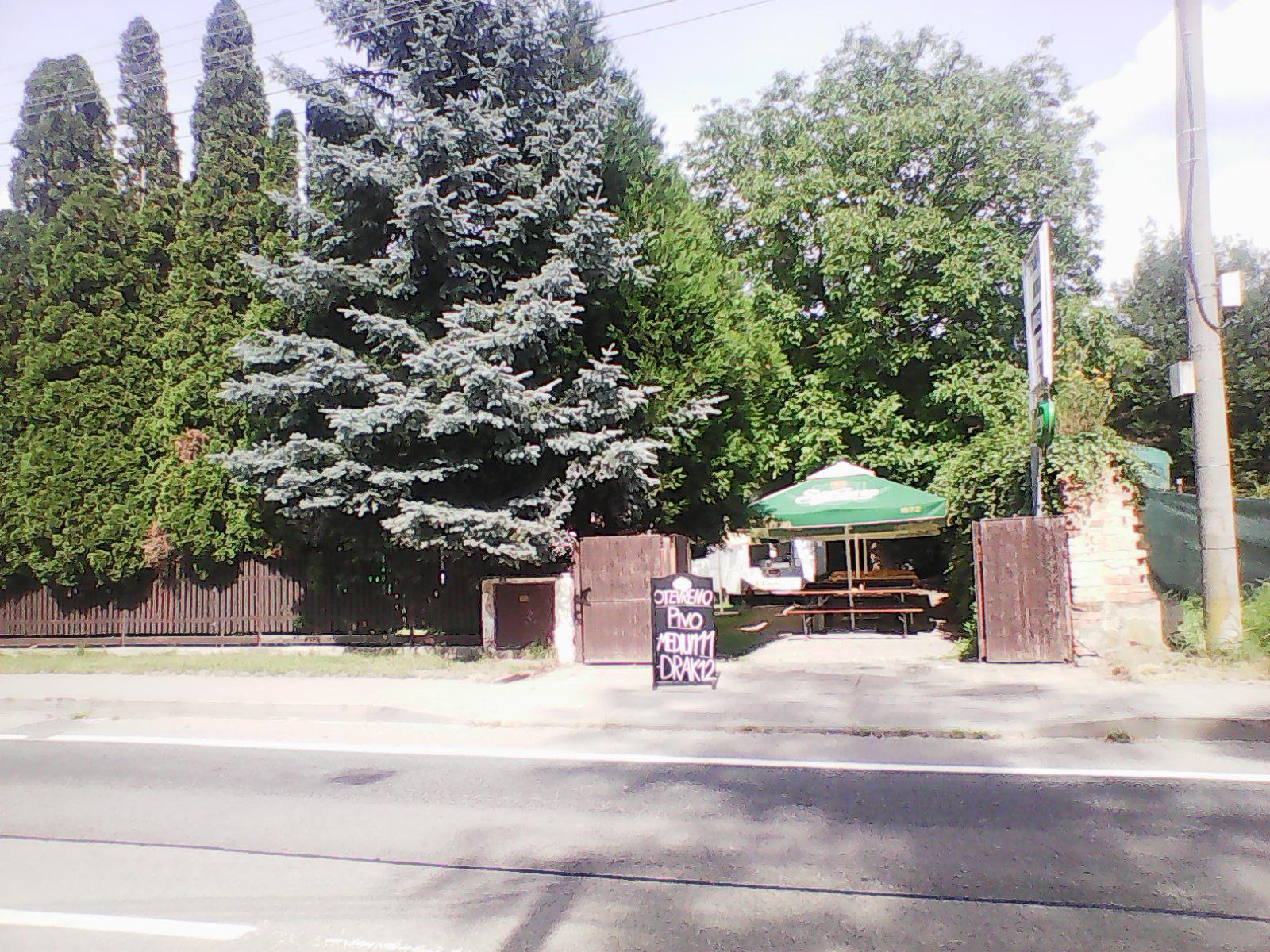 Občerstvení Pod Ořechem foto 2