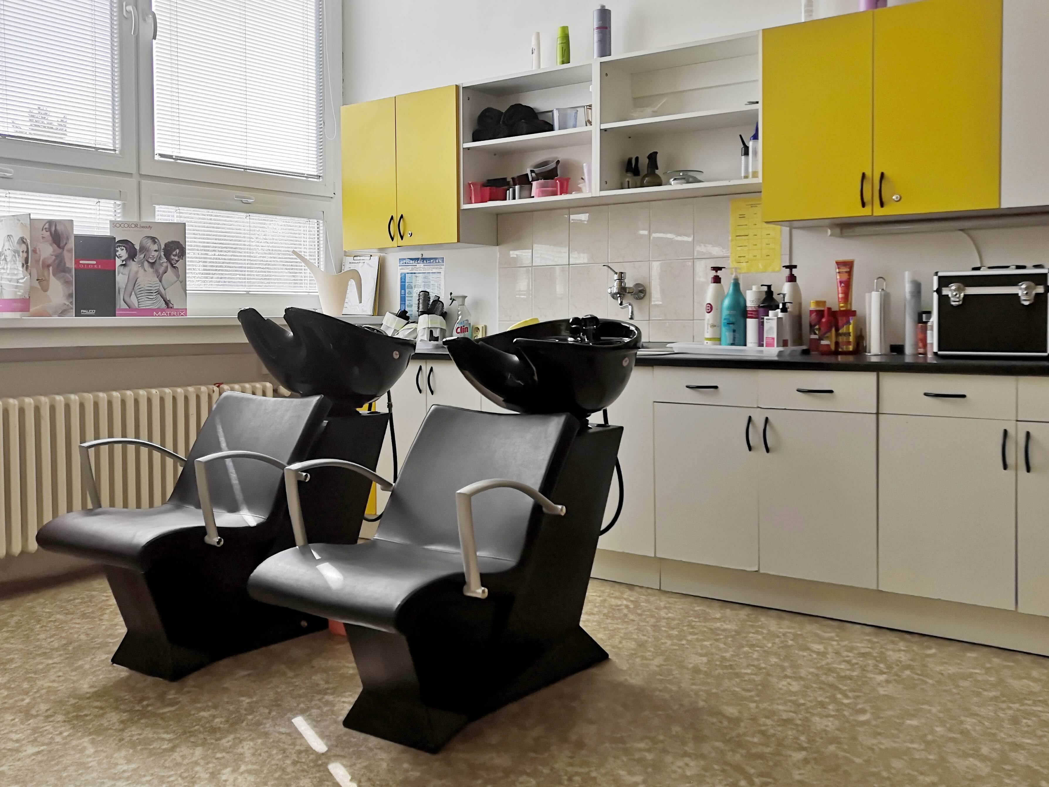 Kadeřnictví a masáže - Střední škola Odry foto 4