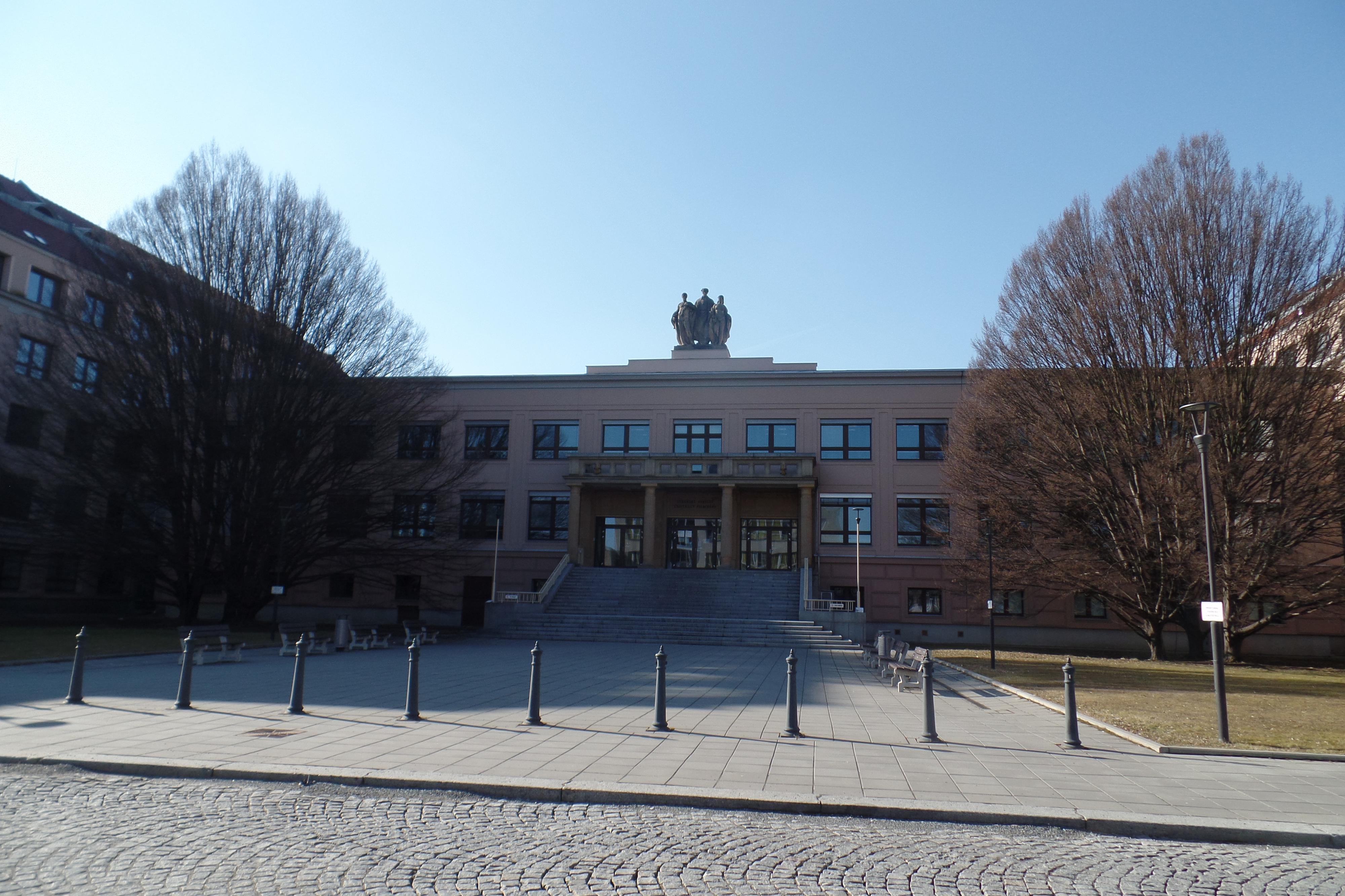 Knihovna Fakulty zdravotnických věd Univerzity Palackého v Olomouci