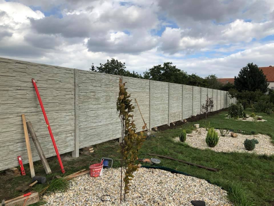 STAVEX BV - Betonové ploty foto 3