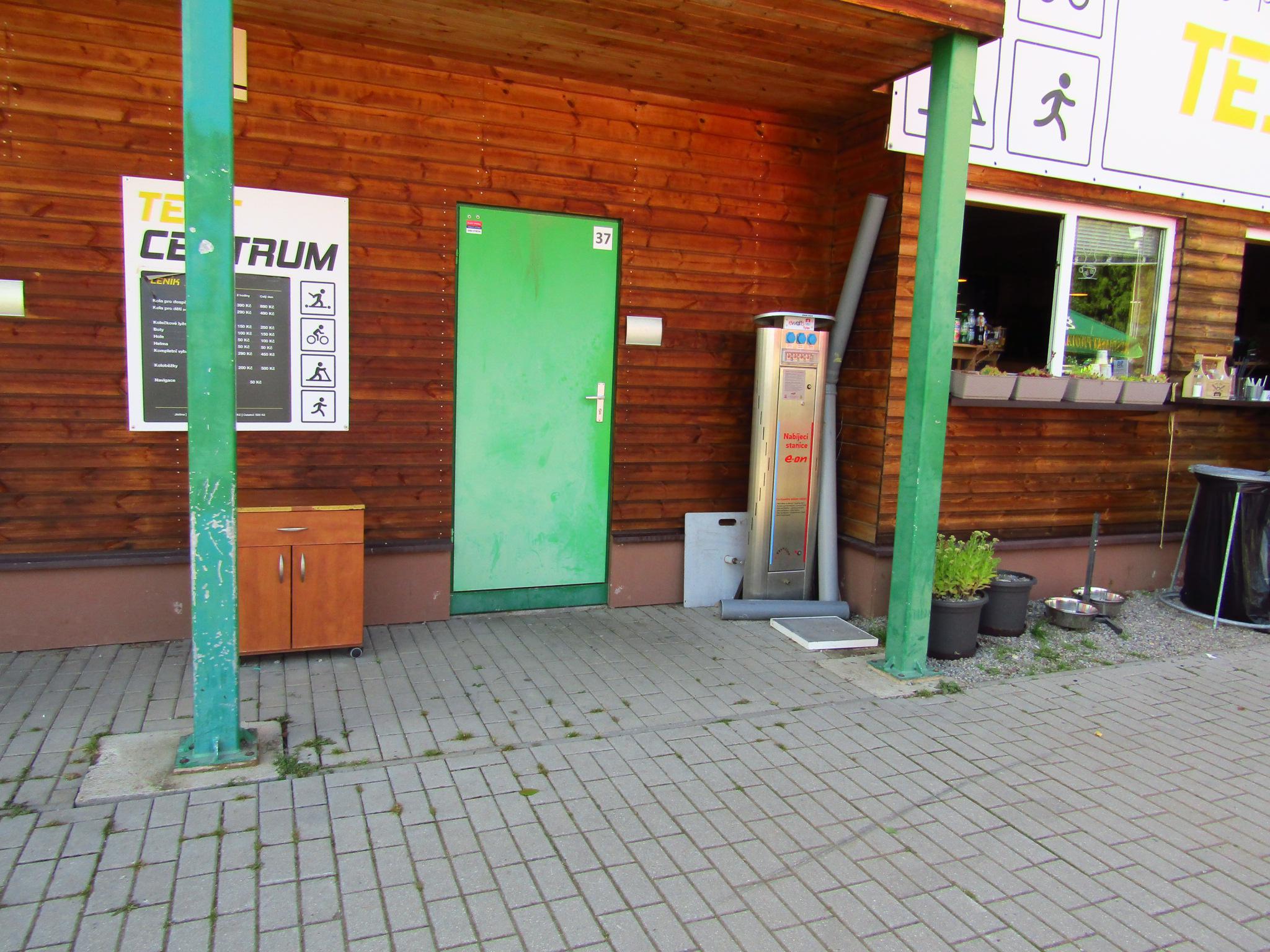 EVSELECT s.r.o. - Nabíjecí stanice