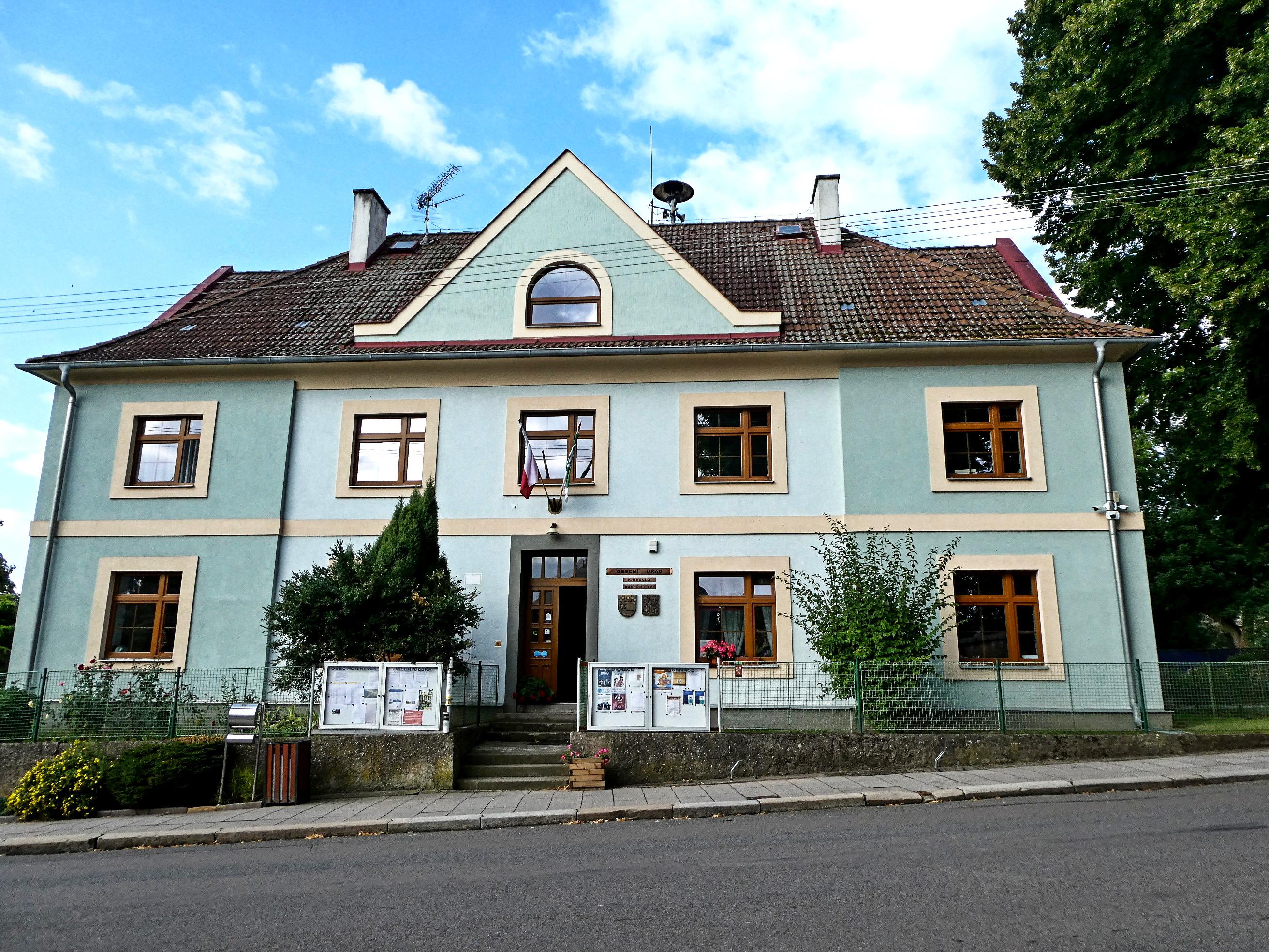 Hořiněves - obecní úřad