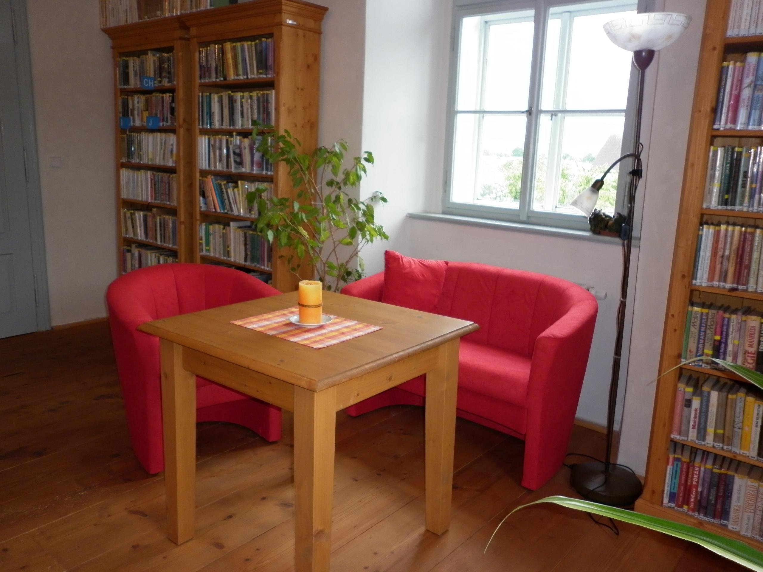 Městská knihovna Dolní Bousov foto 4