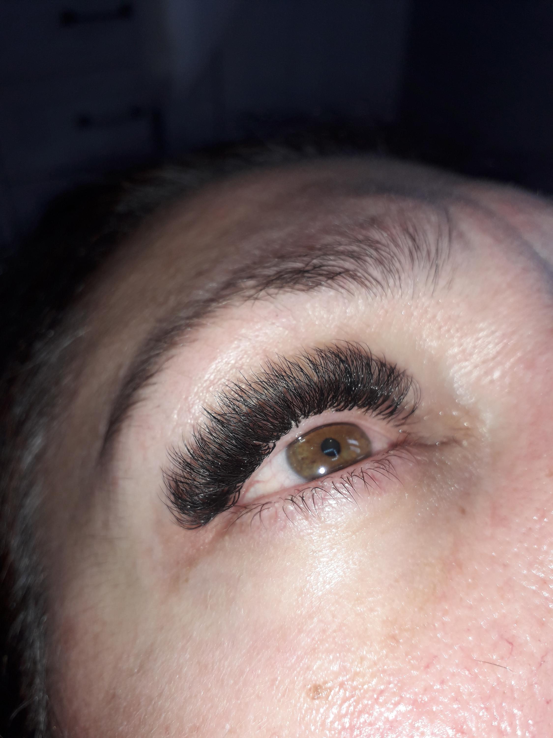 Kosmetika a řasy Ivana Jónová Sudková foto 2