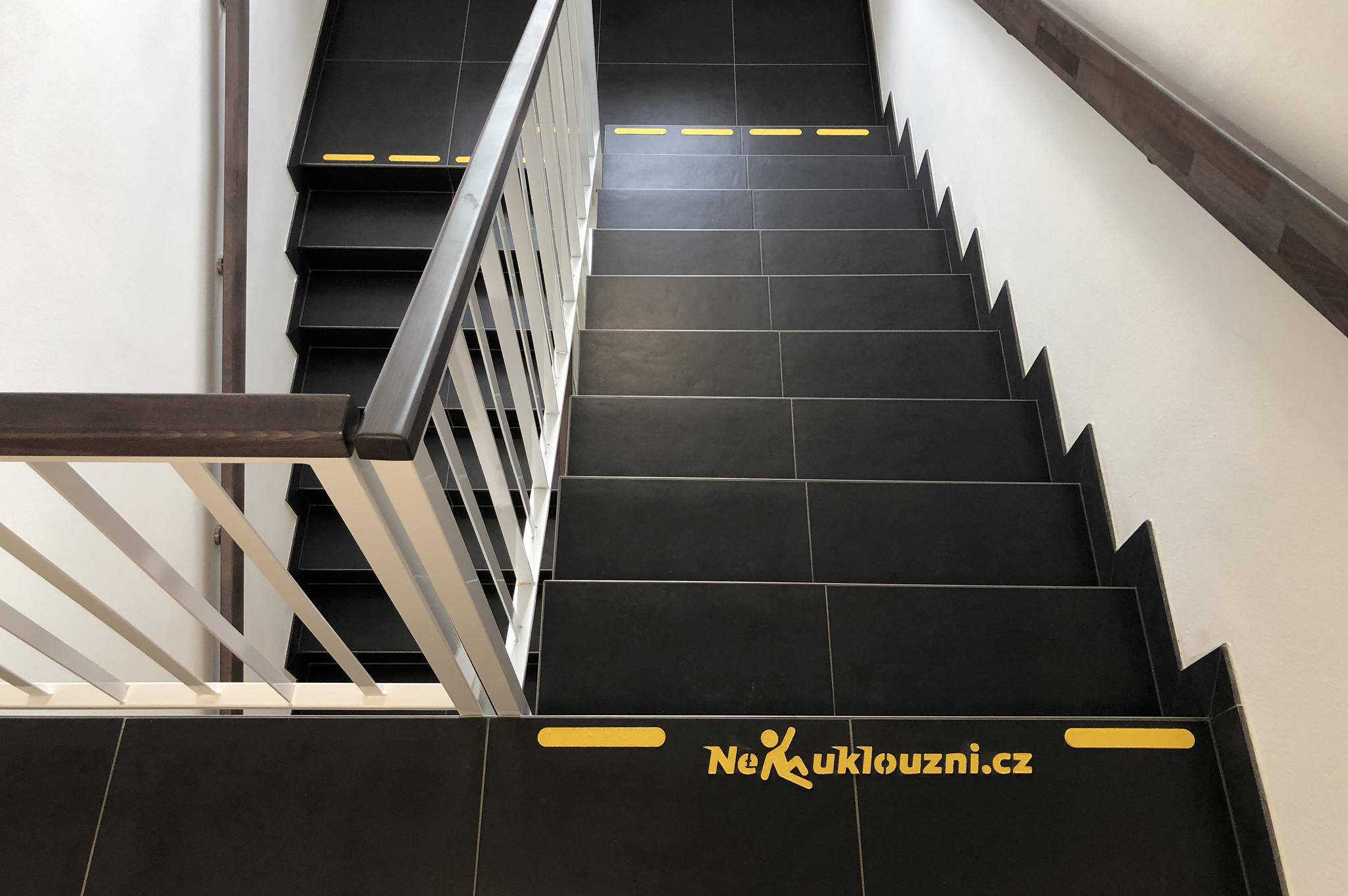 NEUKLOUZNI s.r.o. foto 1