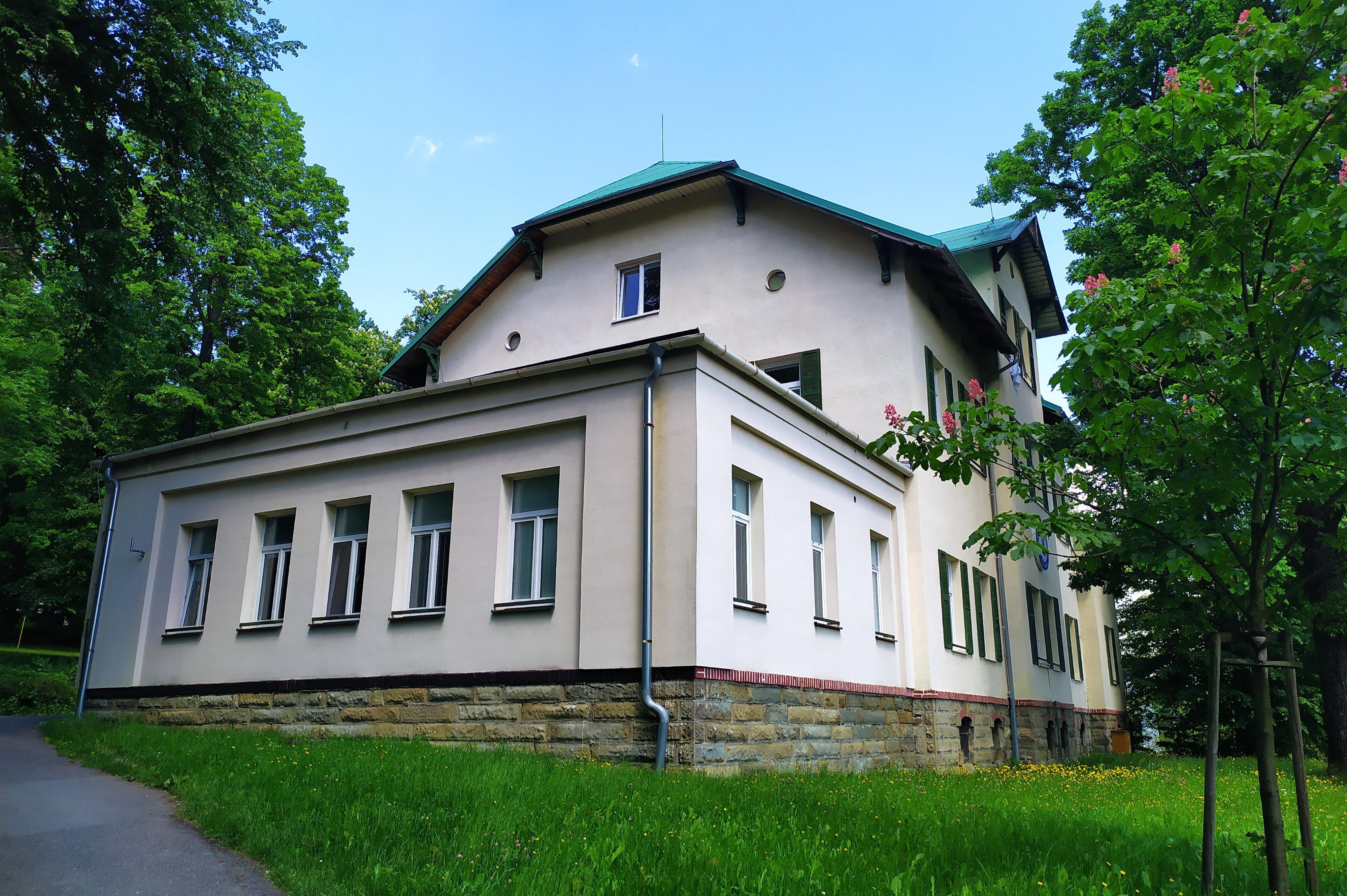 Lečebný dům Kněhyně