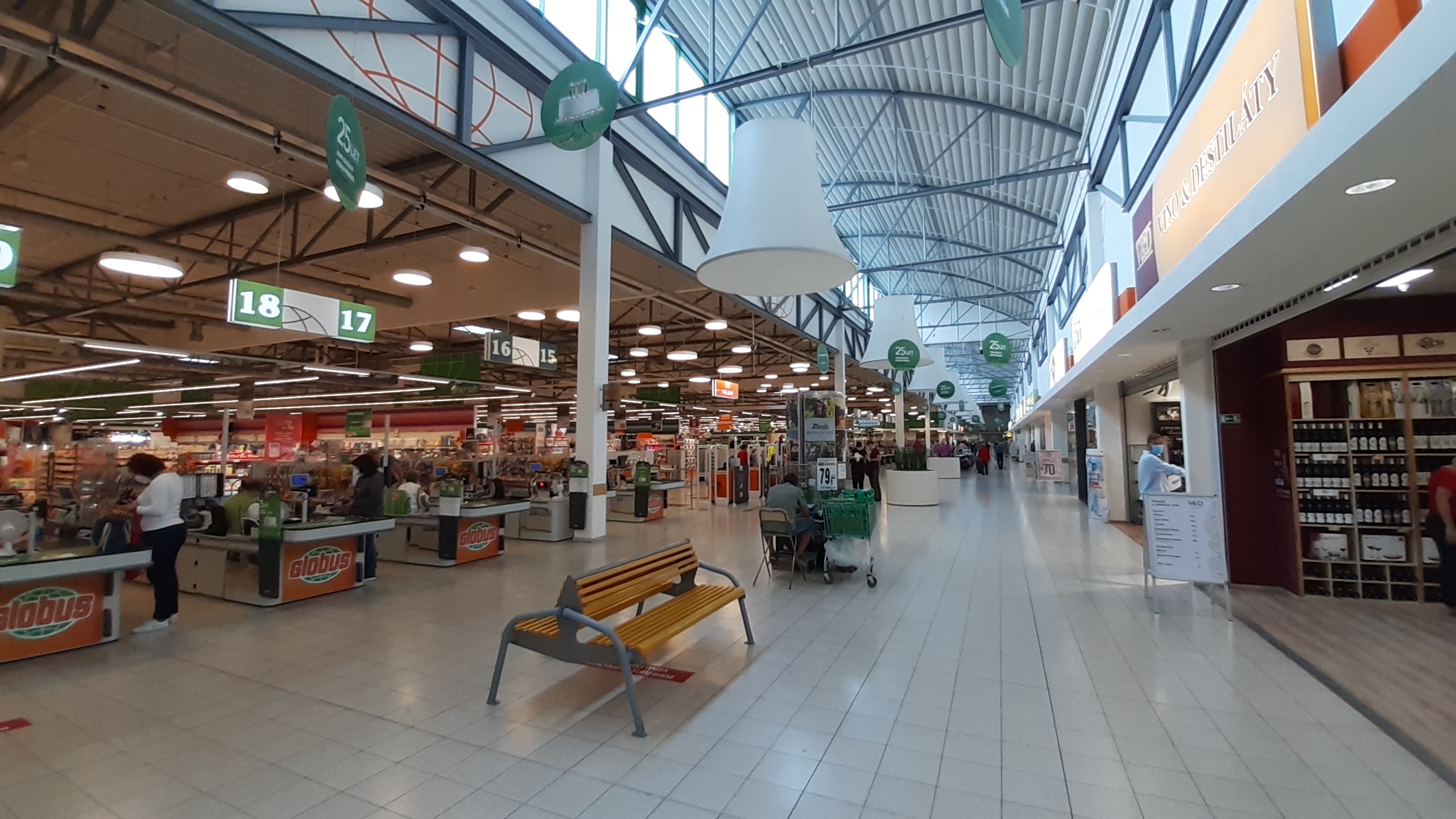 Globus Hypermarket foto 6