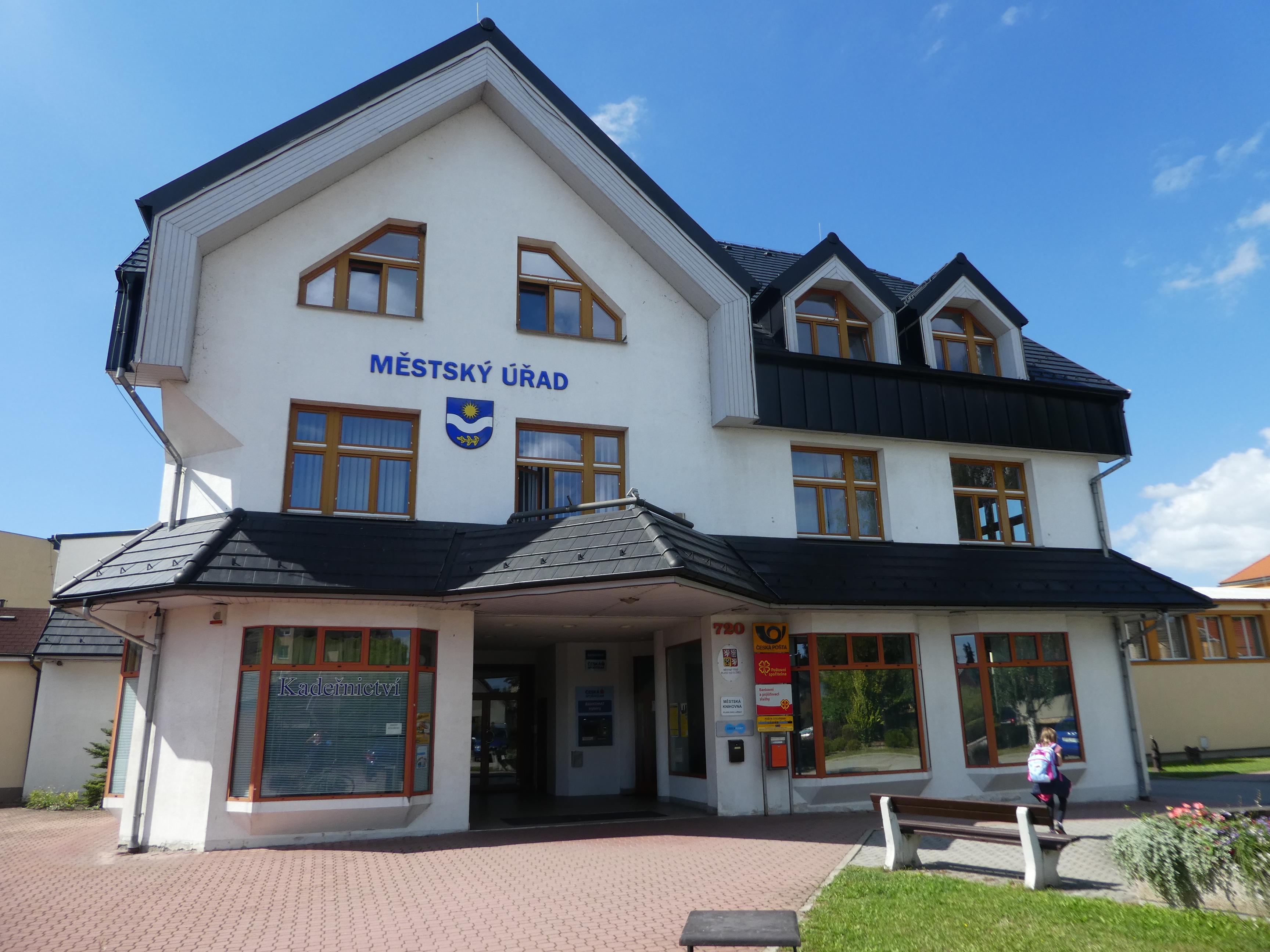Planá nad Lužnicí - městský úřad foto 2