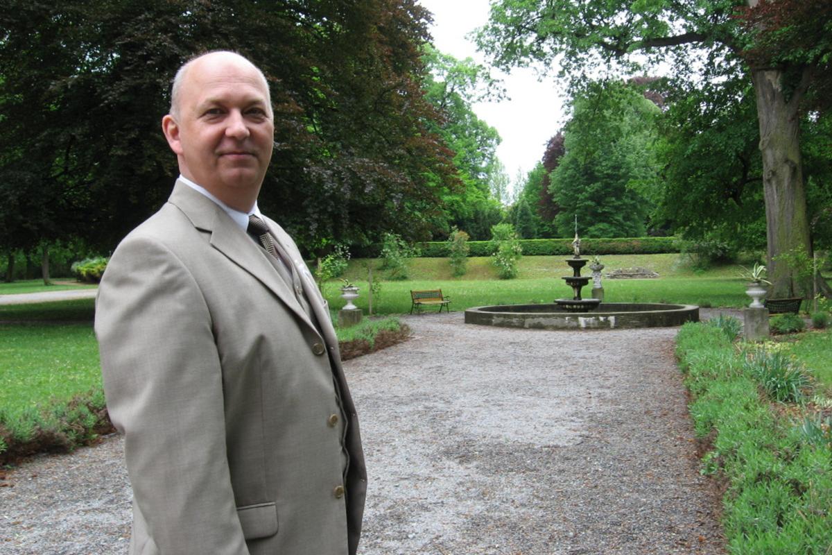 V.I.P. Reality Expres