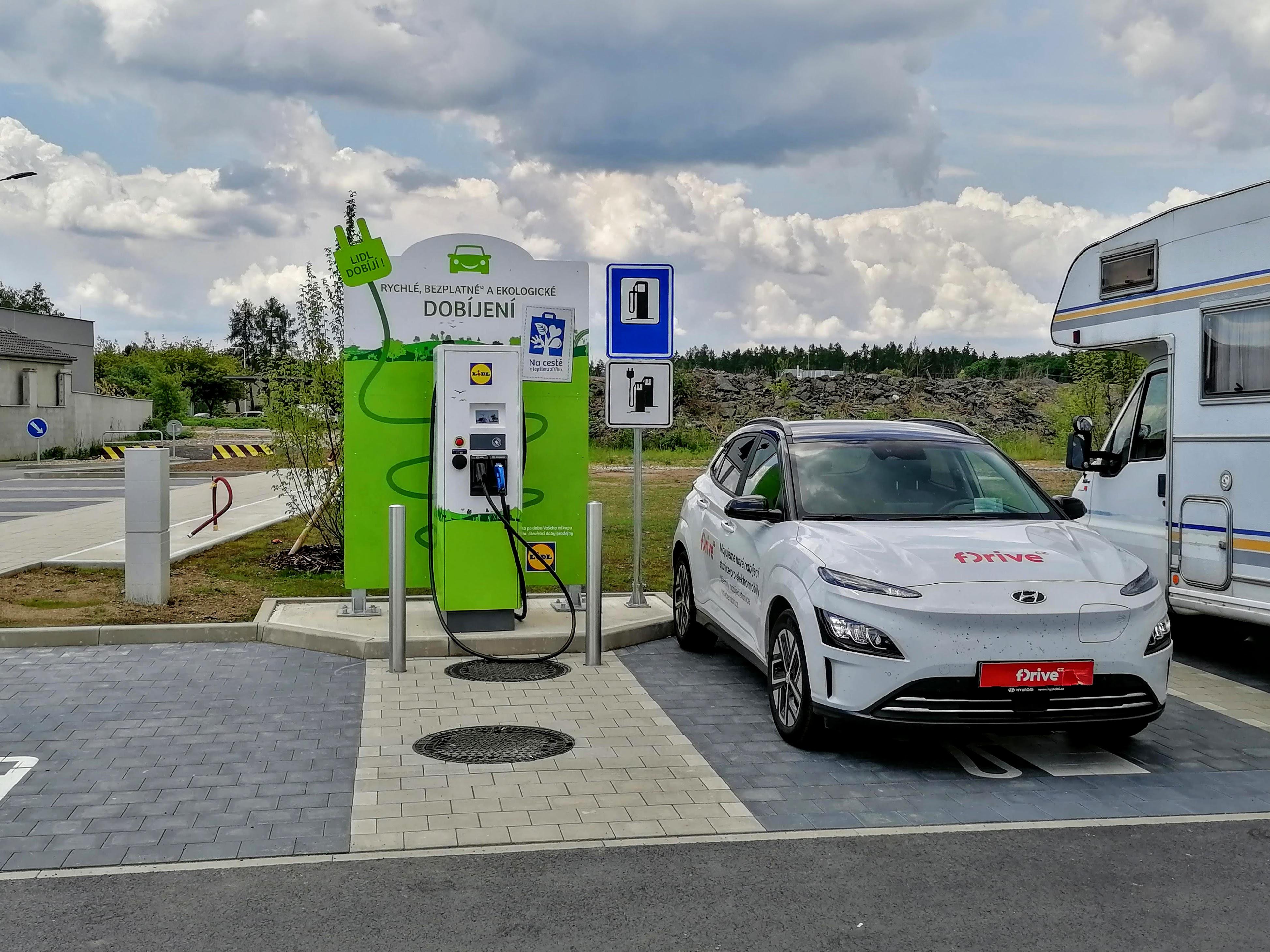 Nabíjecí stanice Lidl