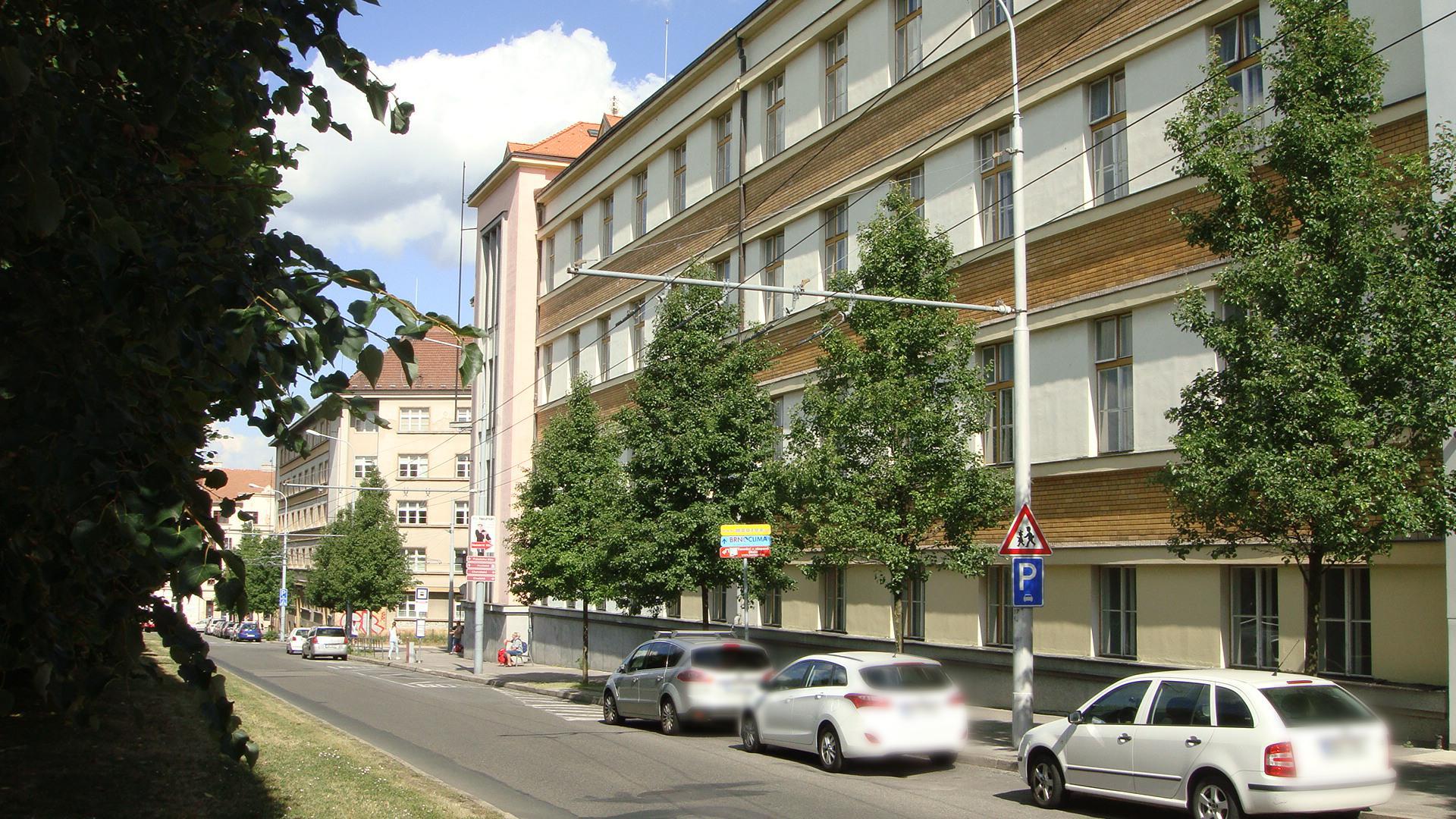 Gymnázium Brno, Slovanské náměstí foto 6