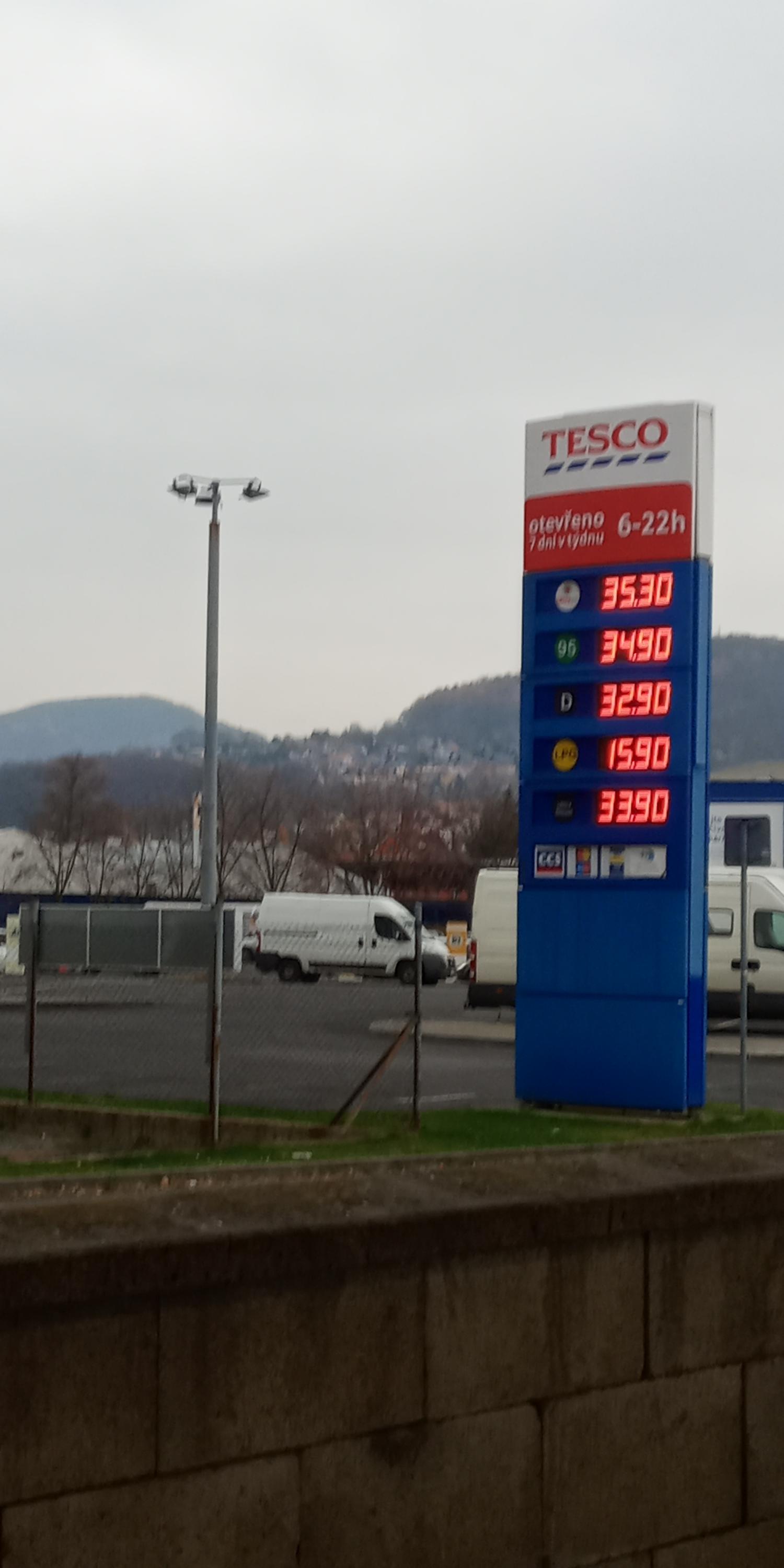 Tesco Čerpací stanice