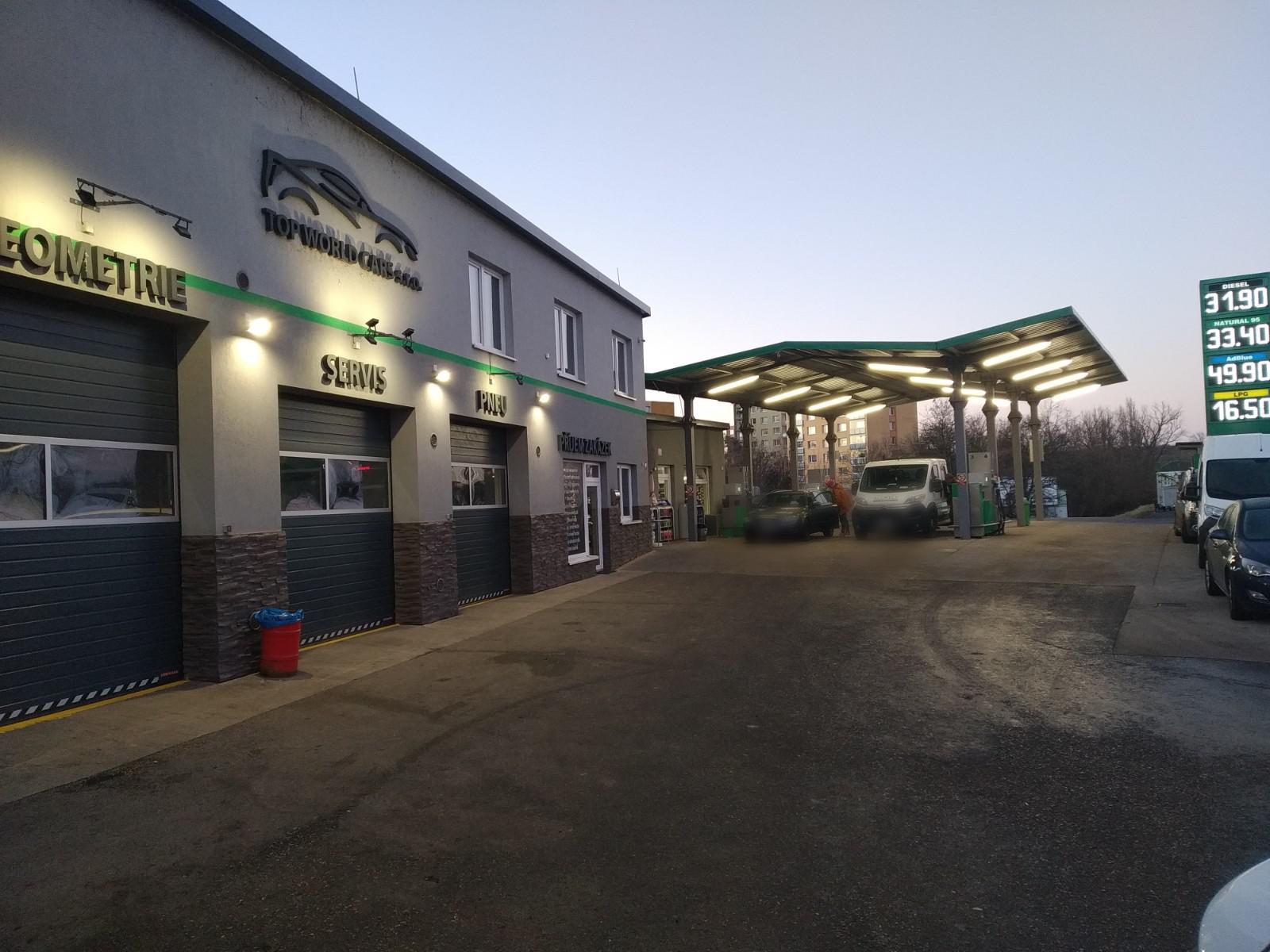 AUTOCENTRUM ČERNÝ, s.r.o.