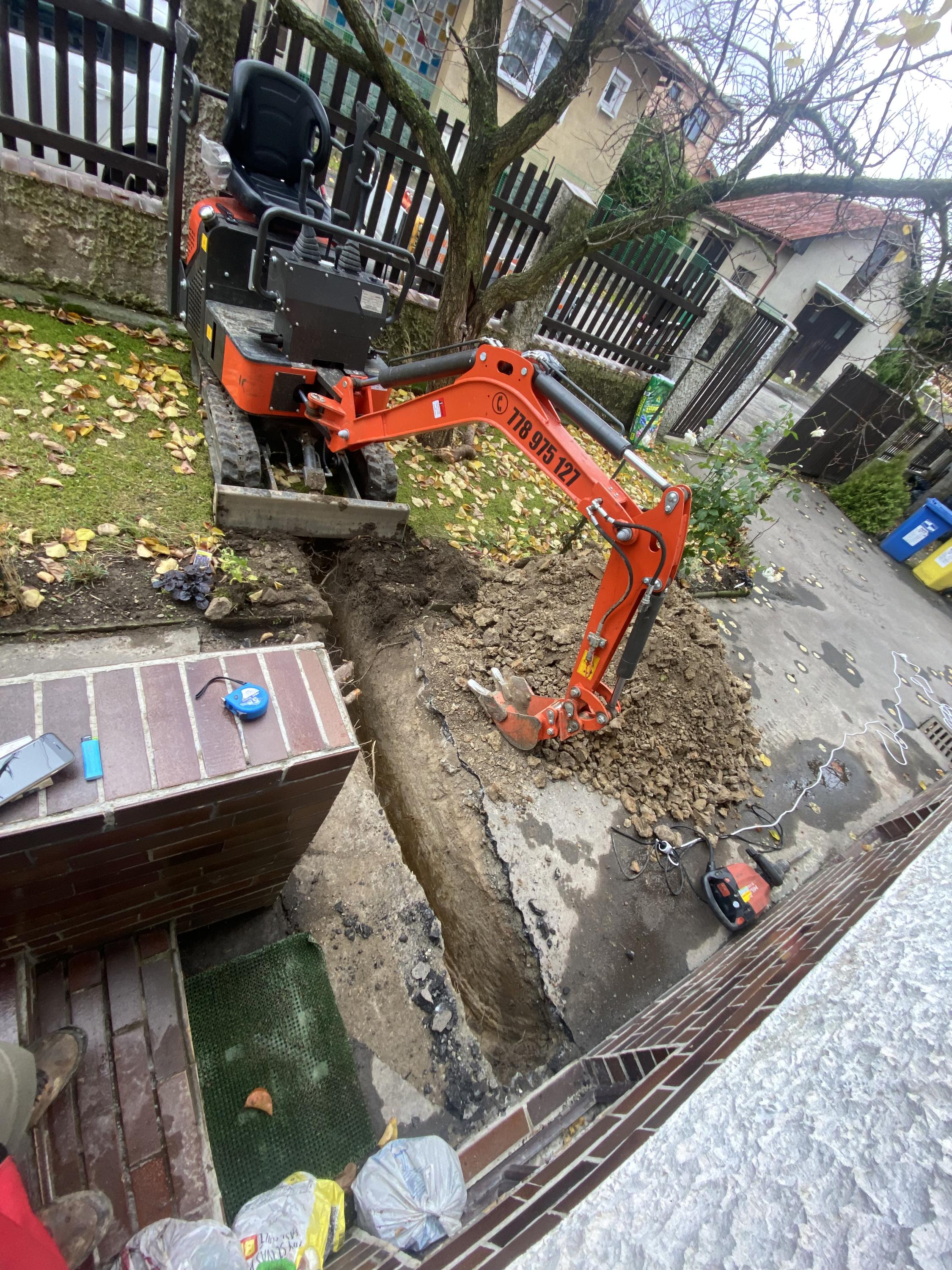 Minibagr Říčany foto 2