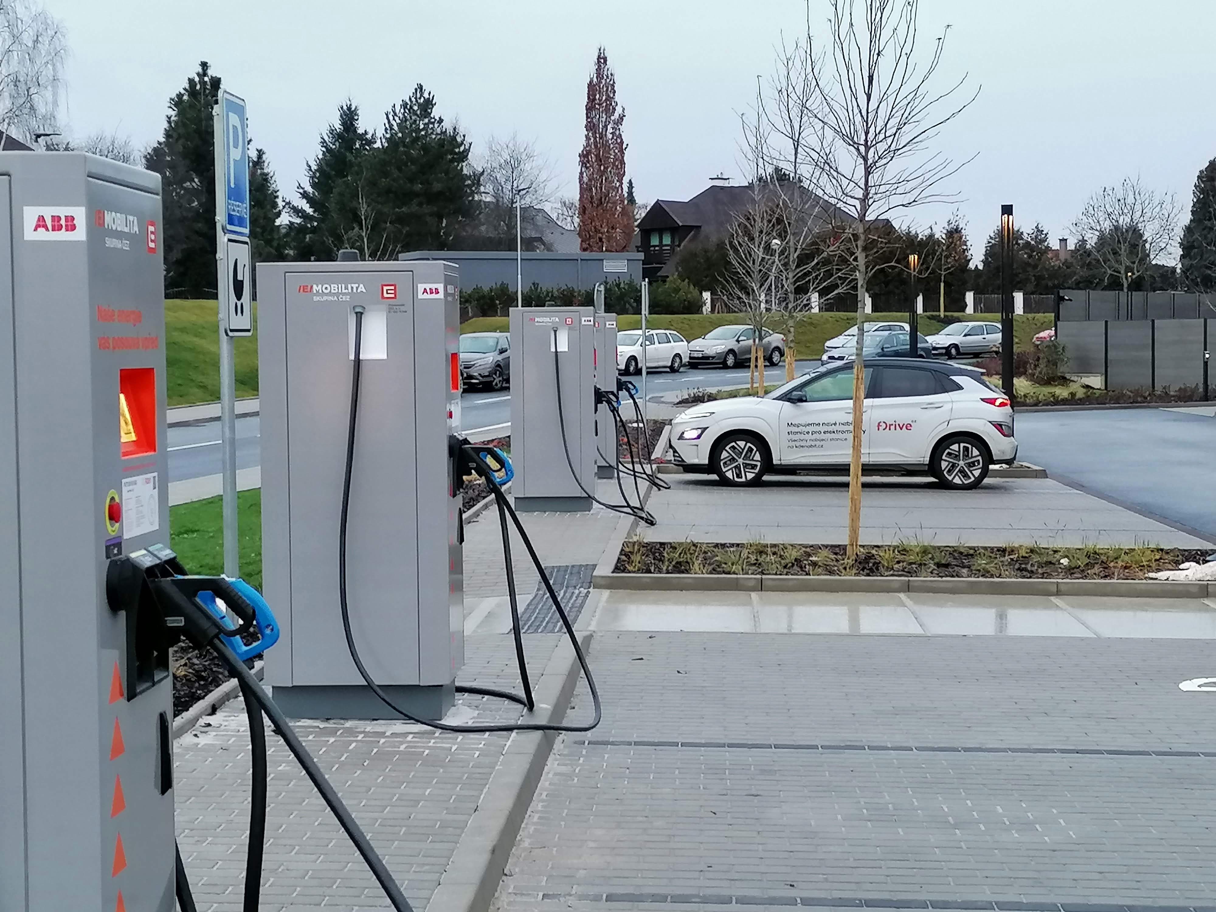 Nabíjecí stanice ČEZ