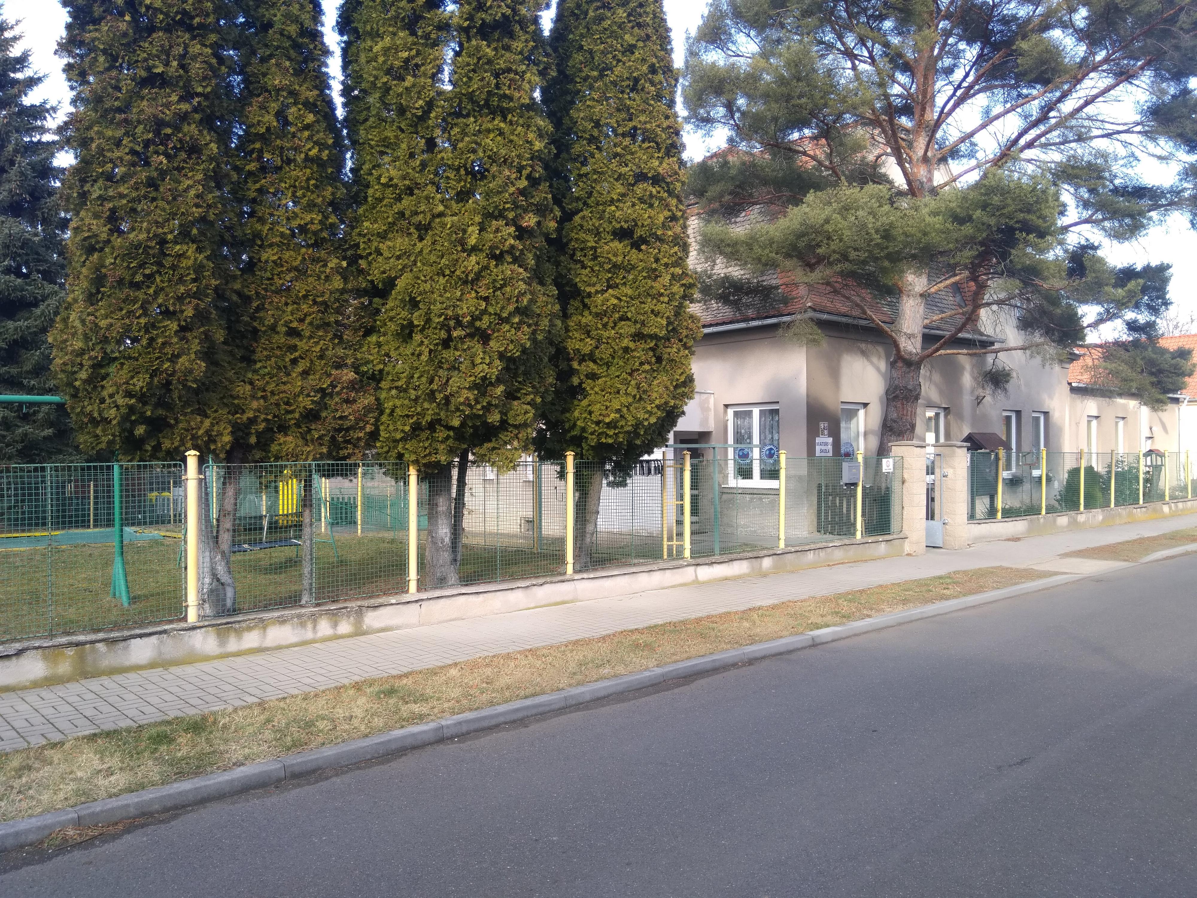 Mateřská škola Chlumčany, okres Louny foto 2