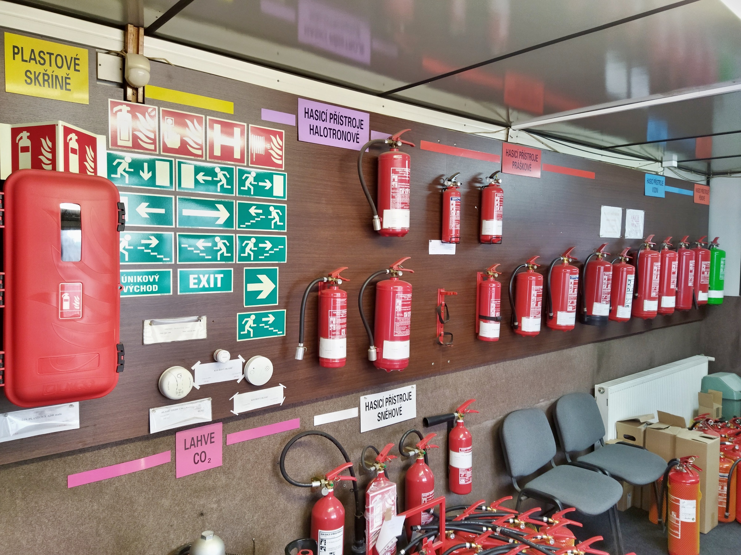 Kovoslužba hasicí přístroje foto 2