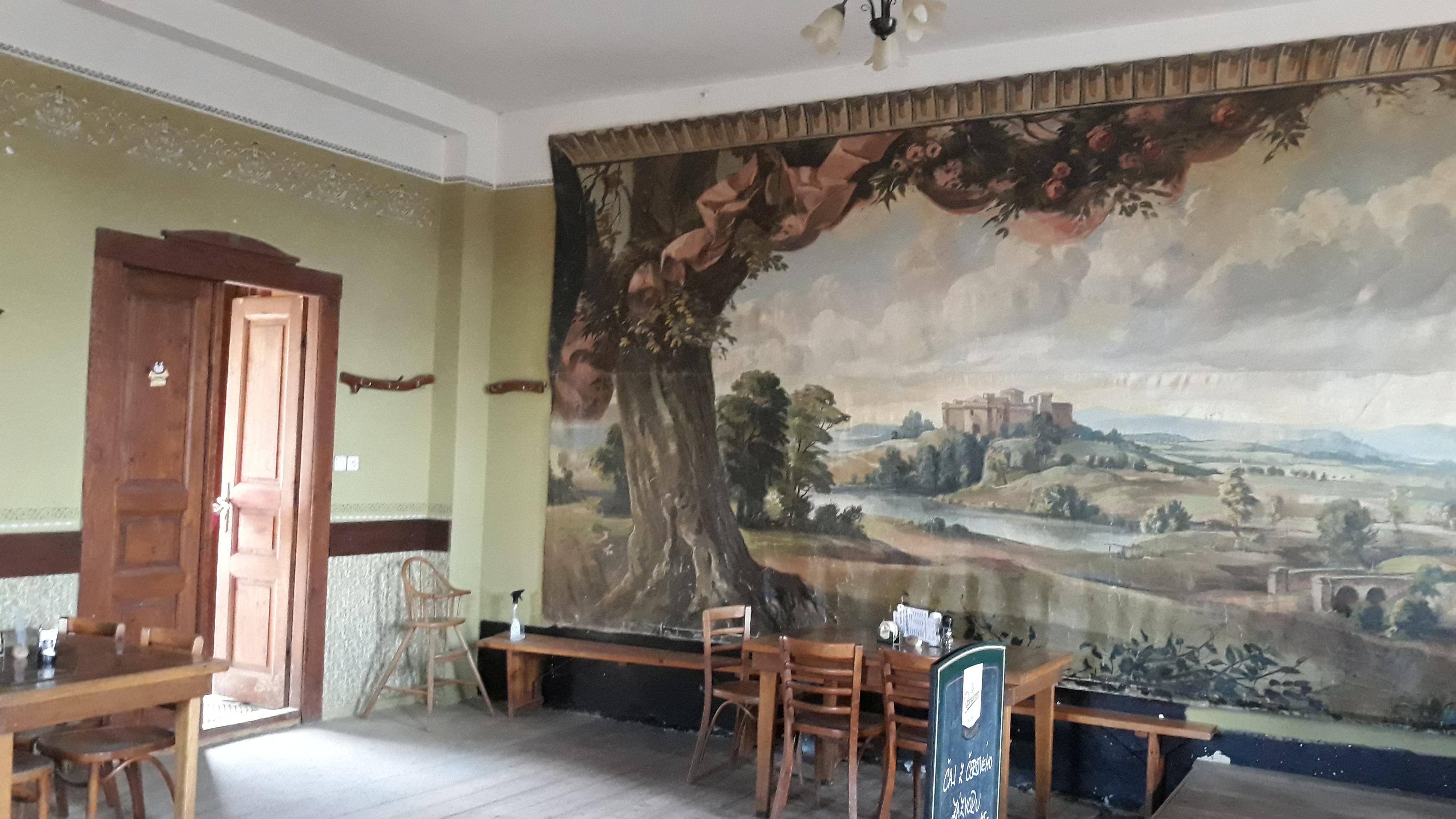 Hostinec U Zrzavého paviána foto 6