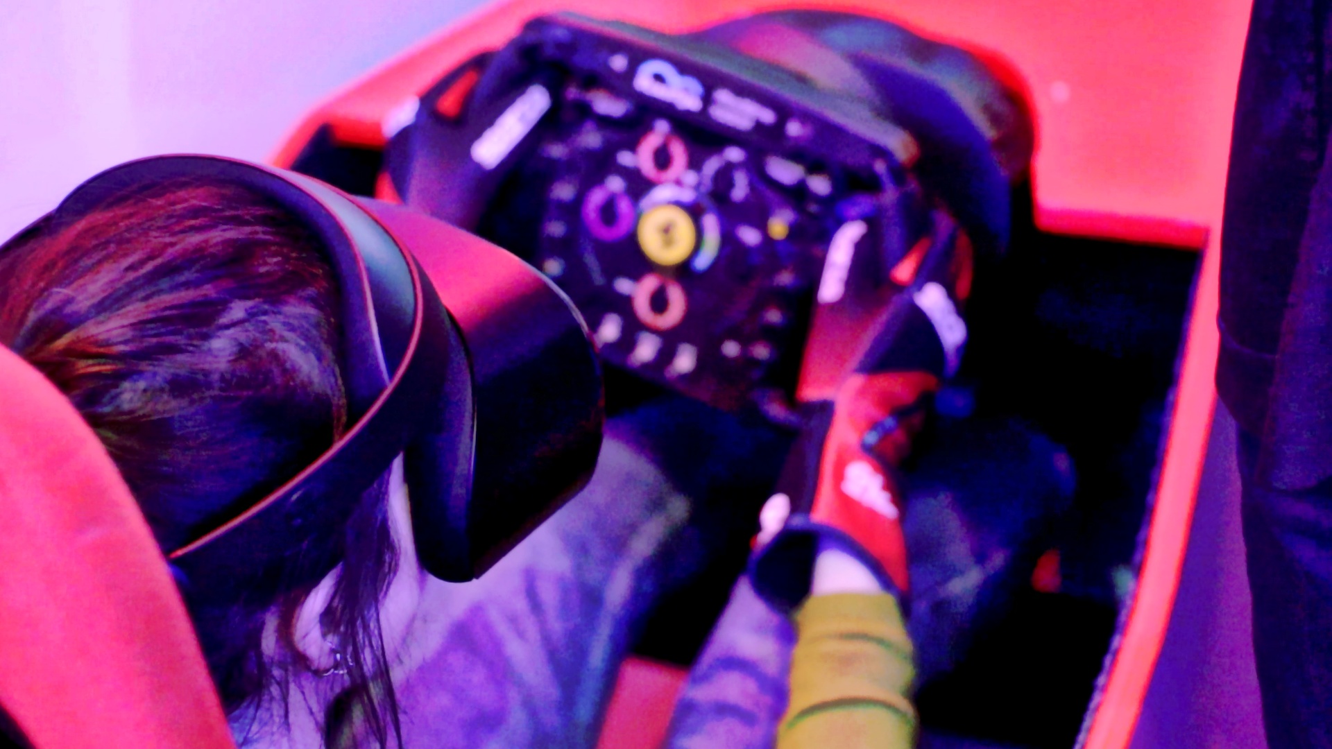 Závodní simulátor VR v RentFun ShowRoom 60 minut