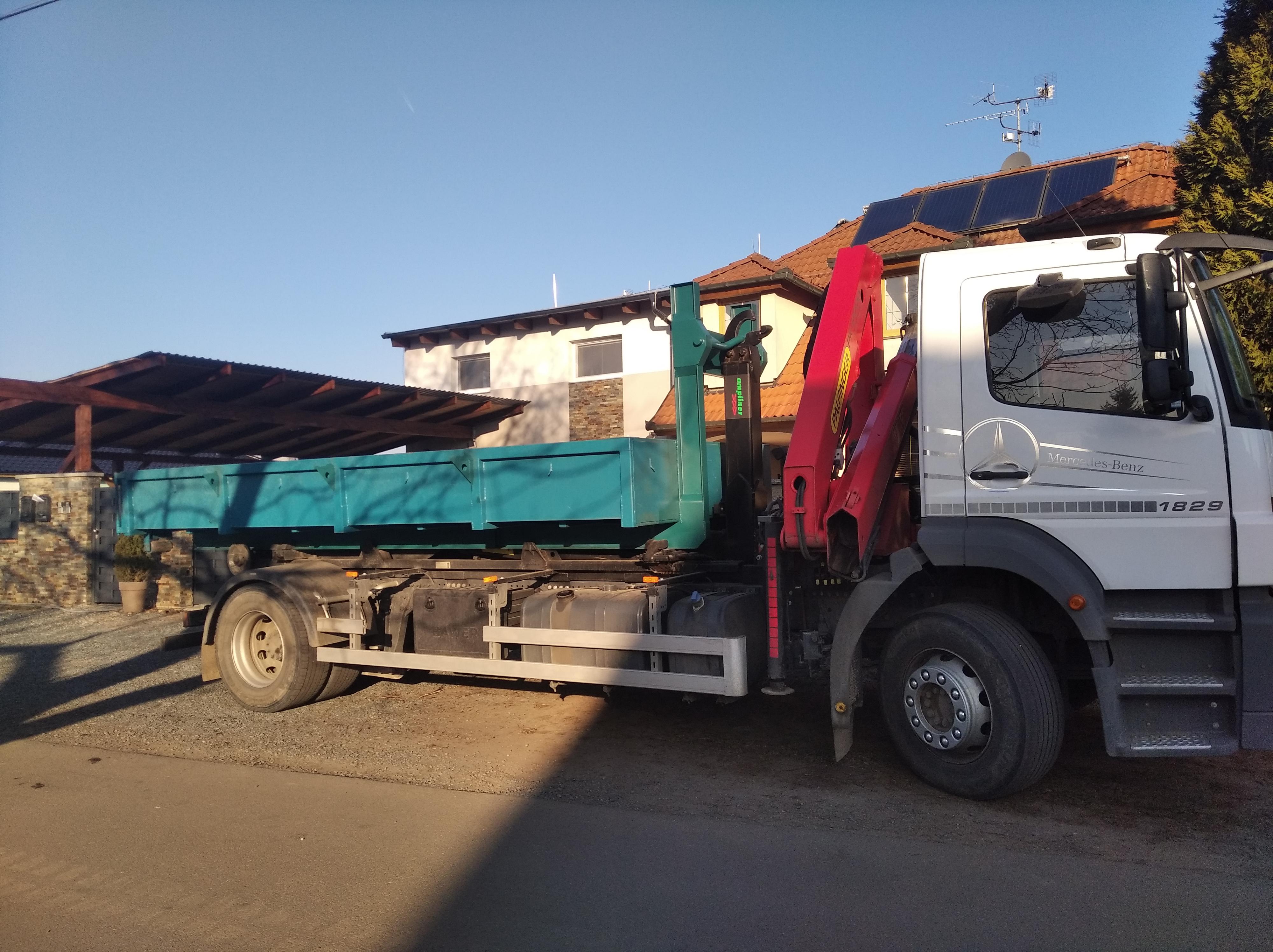 Miroslav Špaček - zemní, výkopové a demoliční práce foto 3