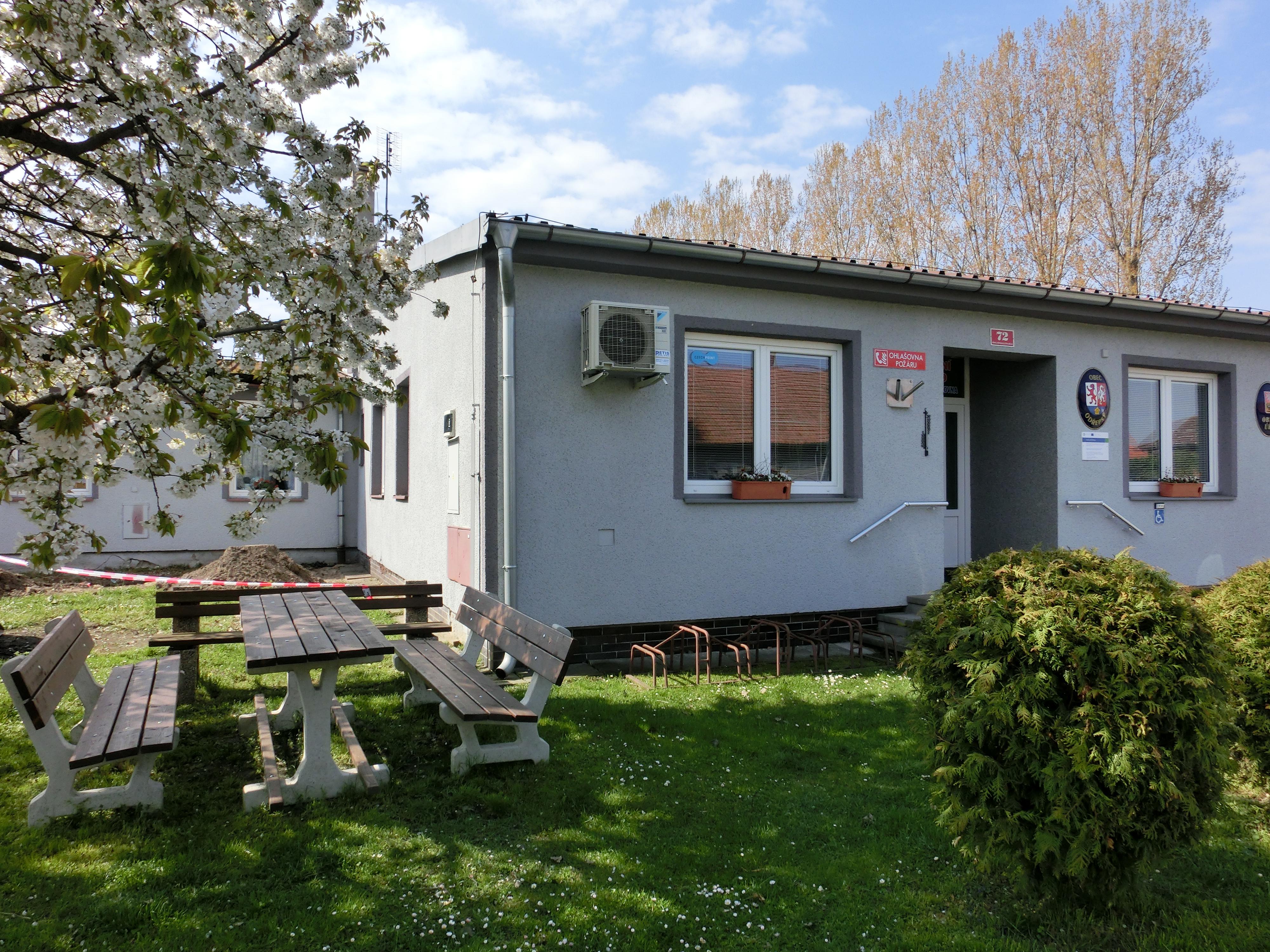 Odřepsy - obecní úřad foto 2