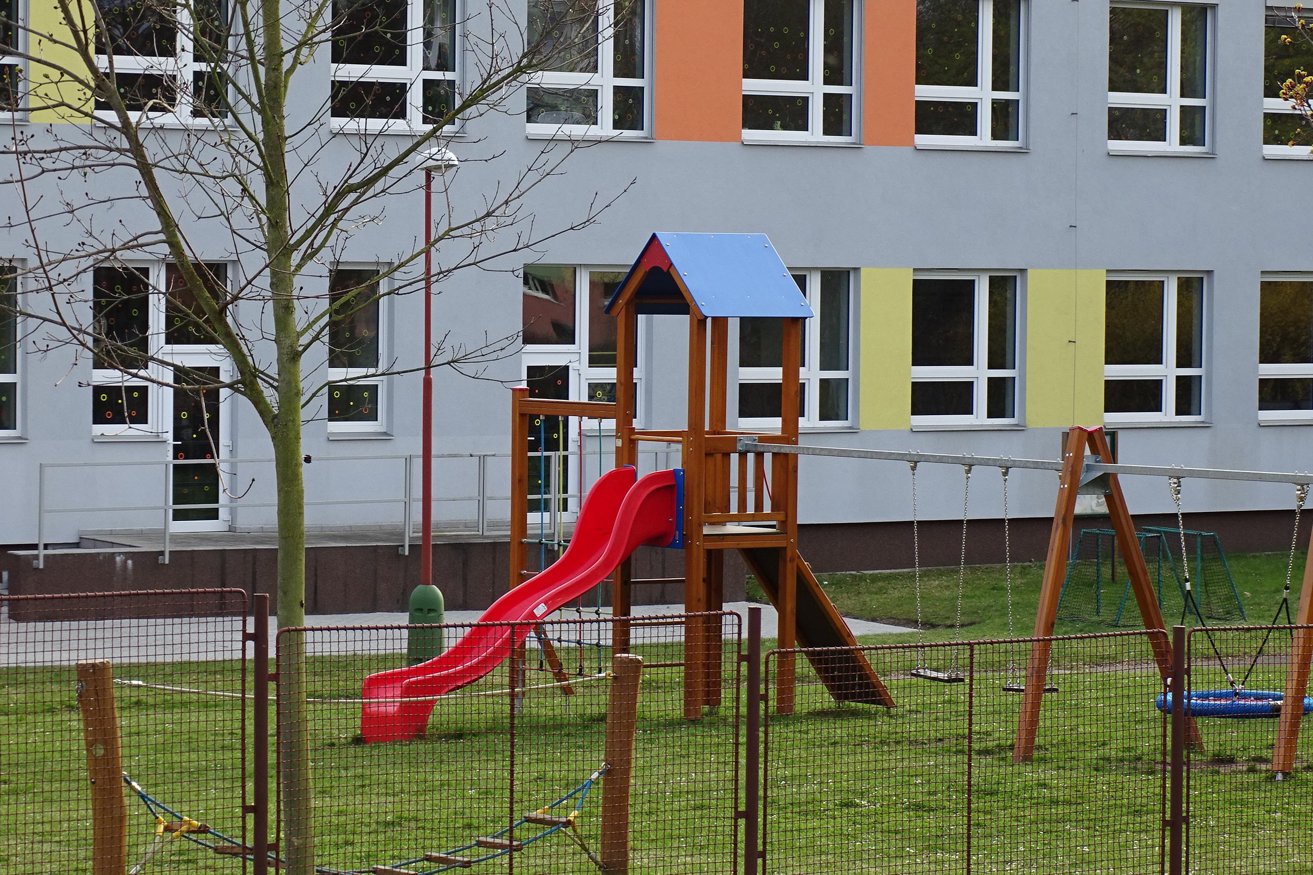 ZŠ Neratovice, 28. října foto 5