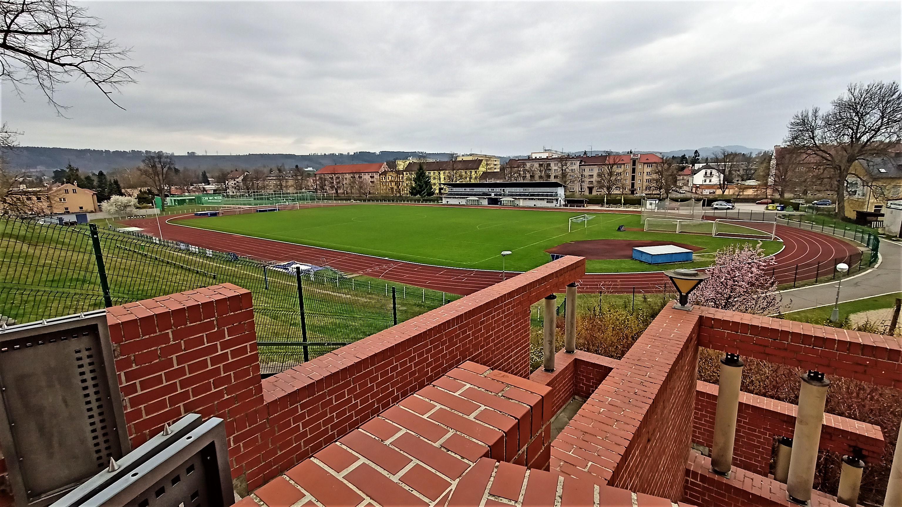 Letní stadion Dvůr Králové nad Labem foto 2