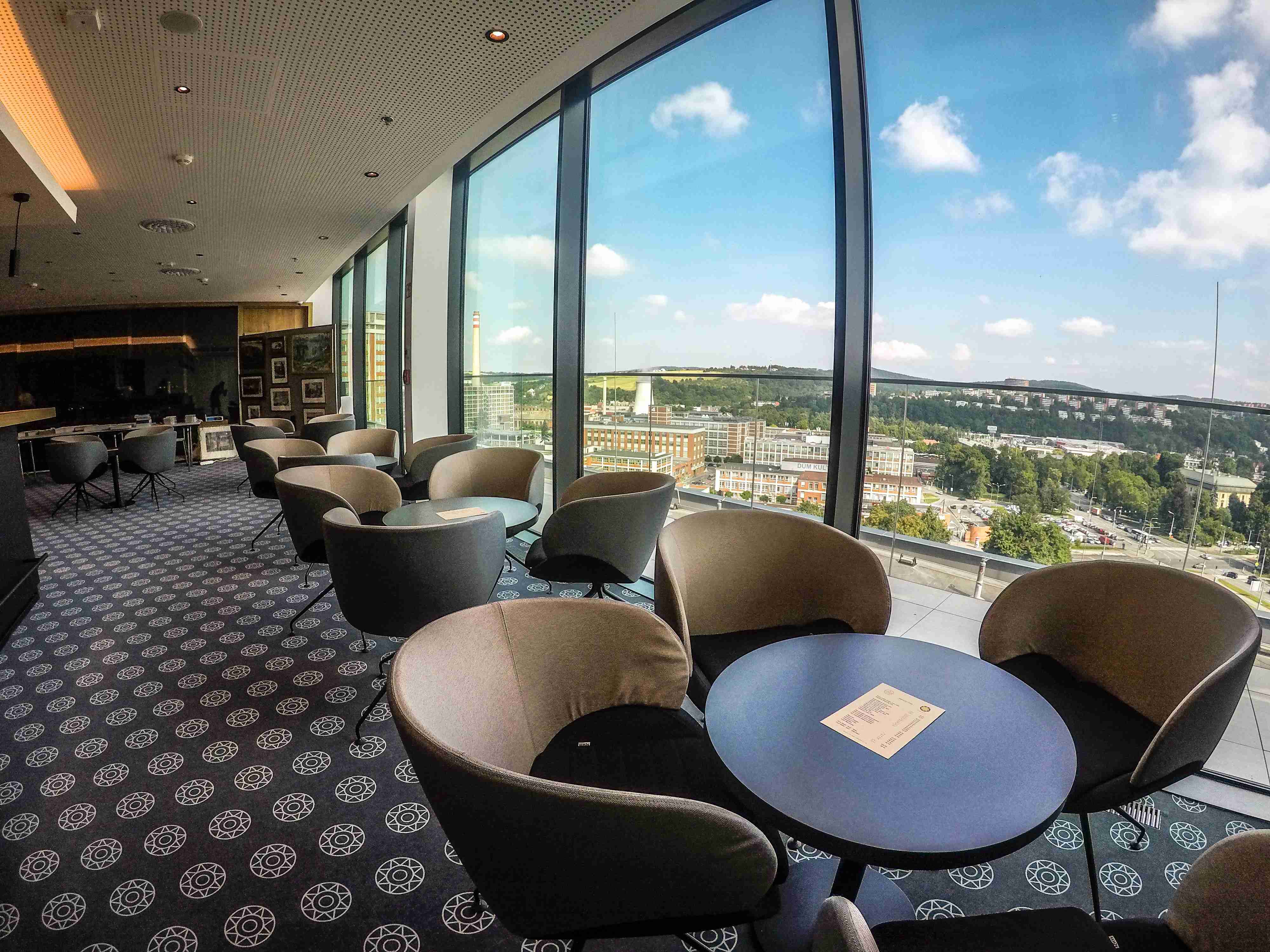 Galerie Desítka - prostory k pronájmu foto 3