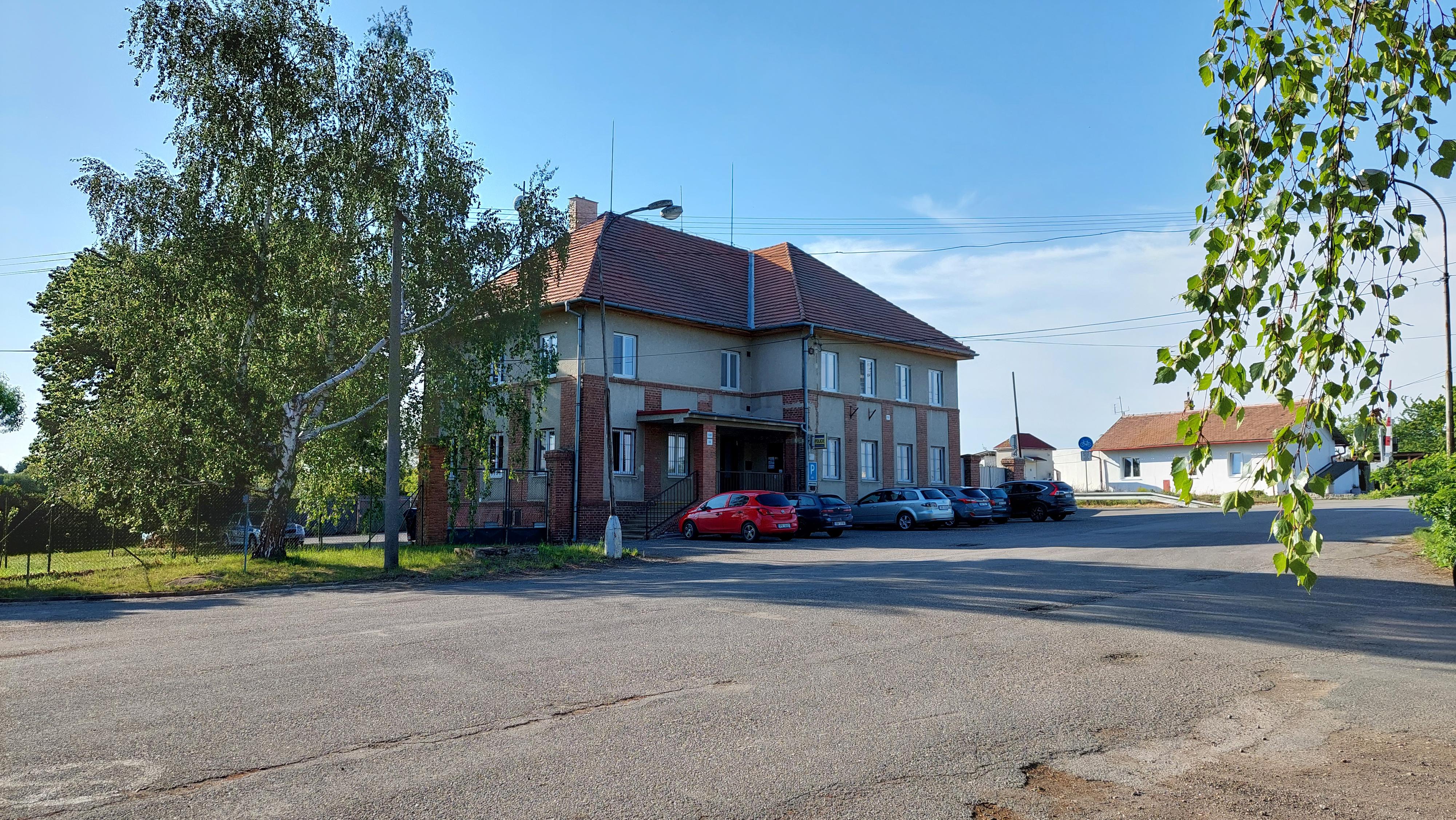 Policie ČR - Dálniční oddělení Mikulov foto 2