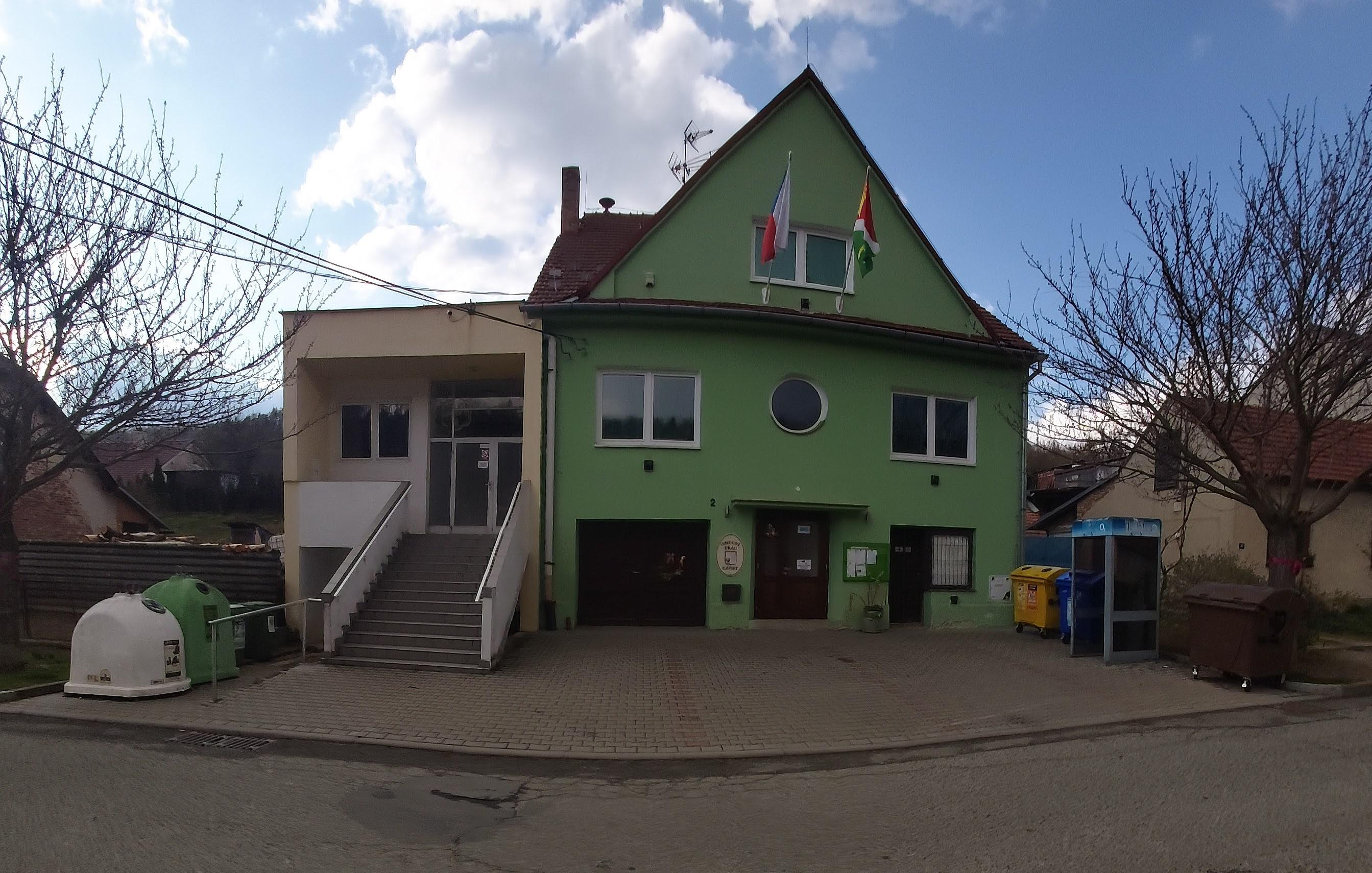 Závist - obecní úřad foto 3
