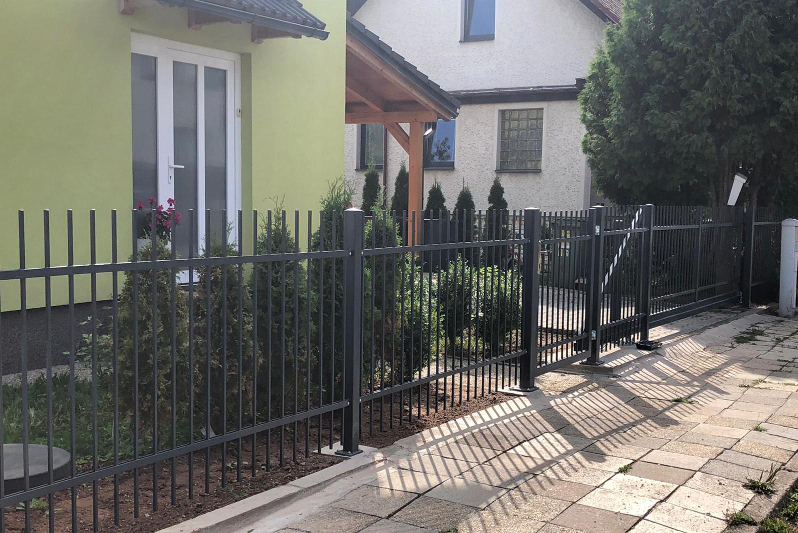 ZÁMEČNICTVÍ PELÍŠEK