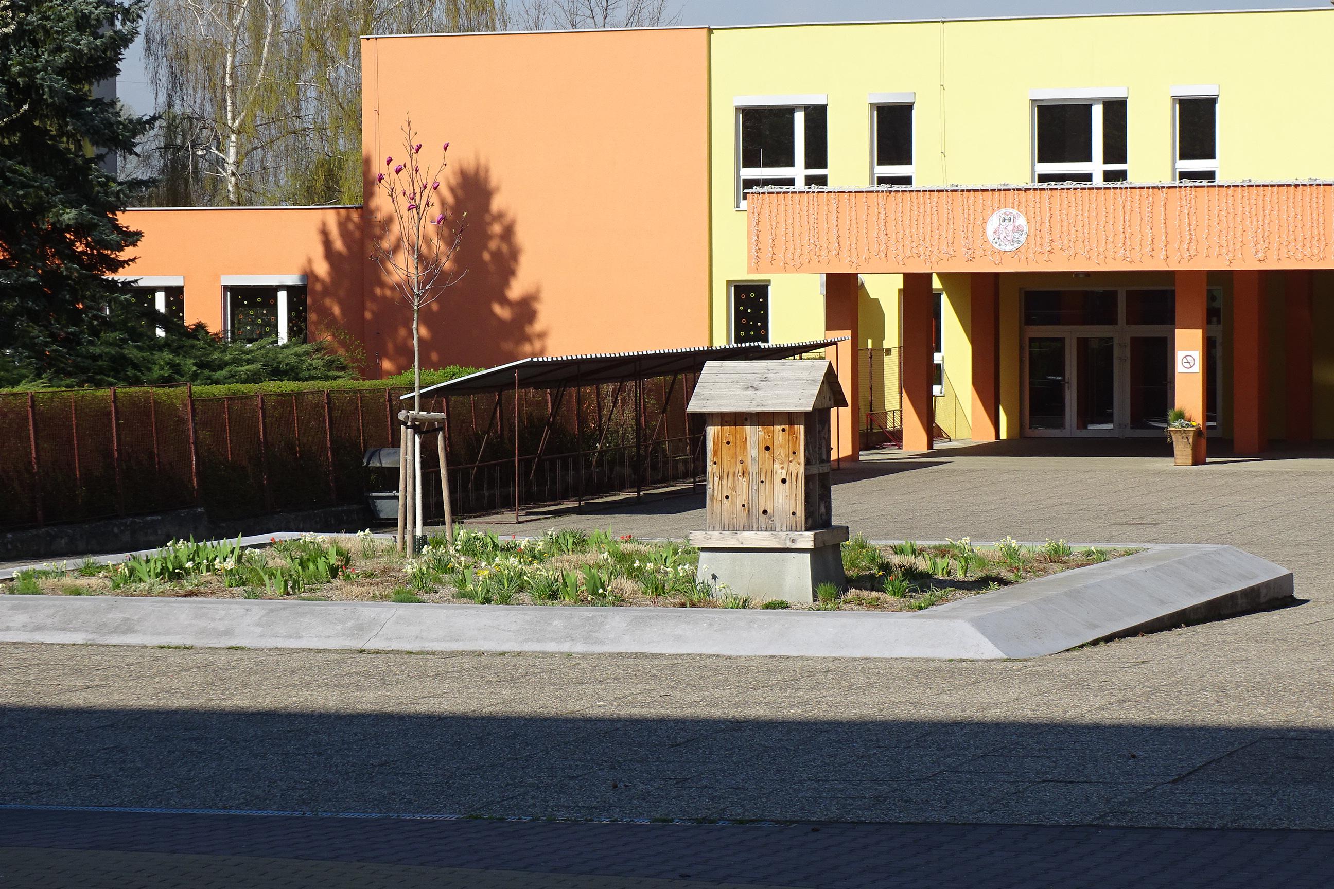 ZŠ Neratovice, 28. října