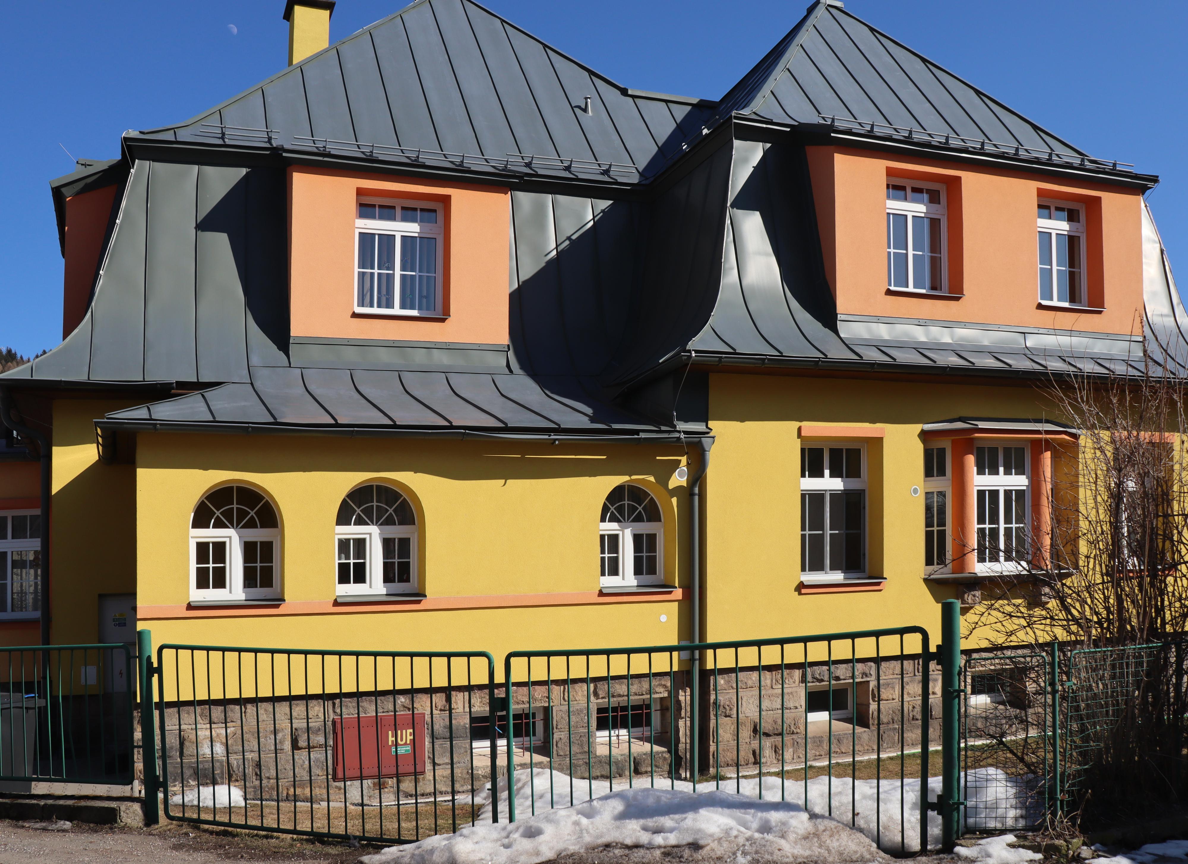 ZŠ a MŠ Svoboda nad Úpou foto 3