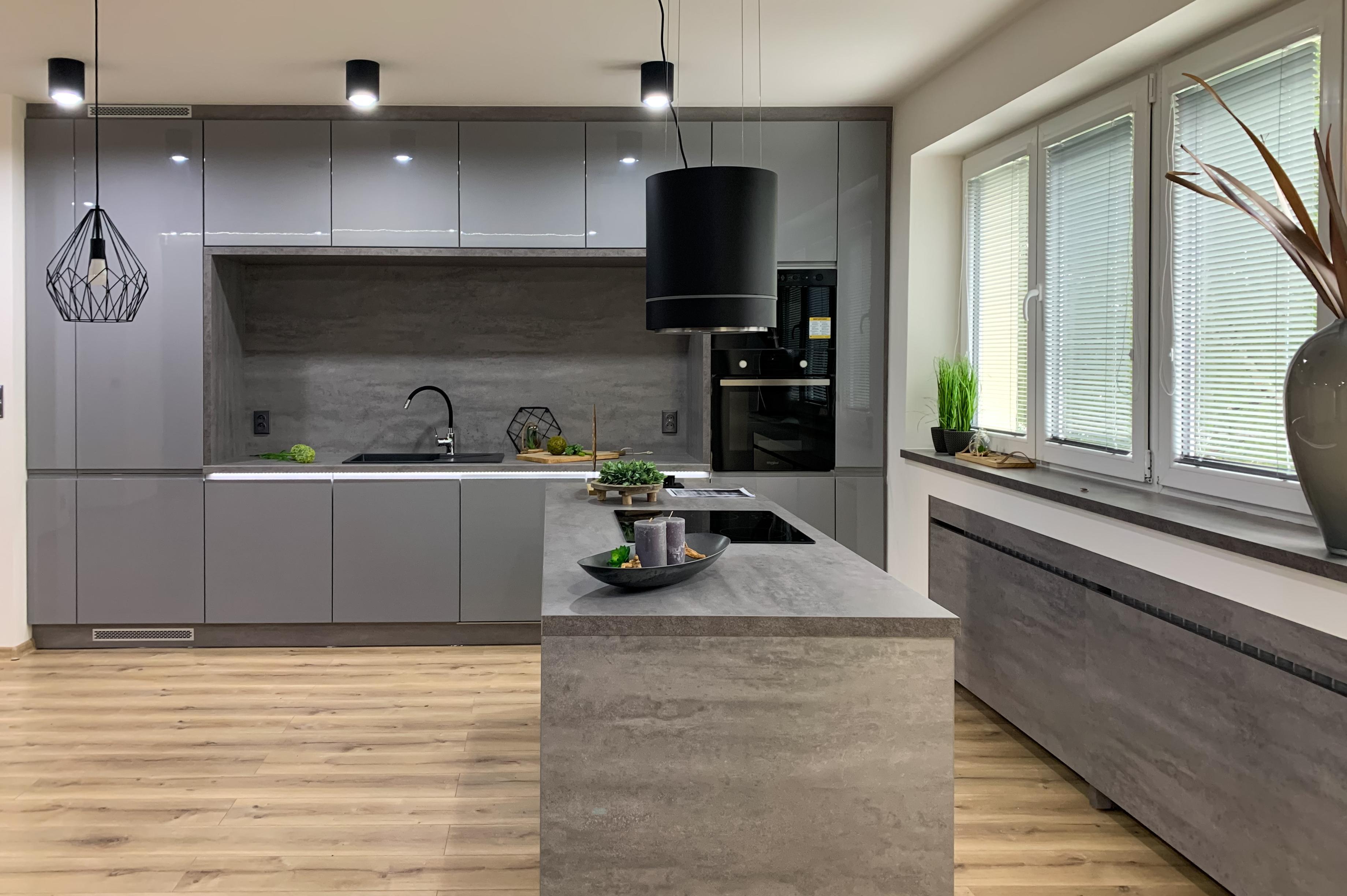 Realitní kancelář - FAVORIT REAL