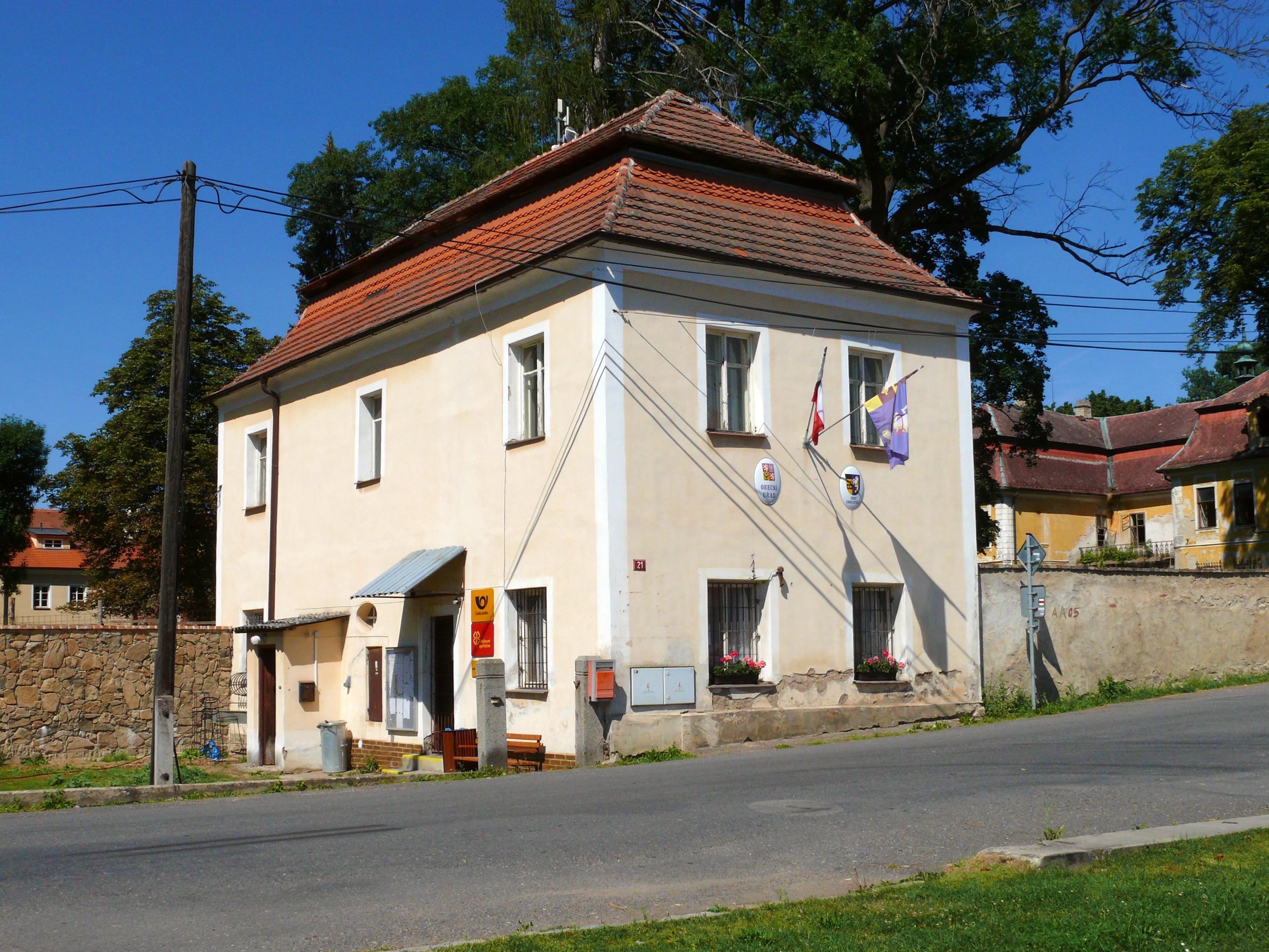 Smolotely - obecní úřad