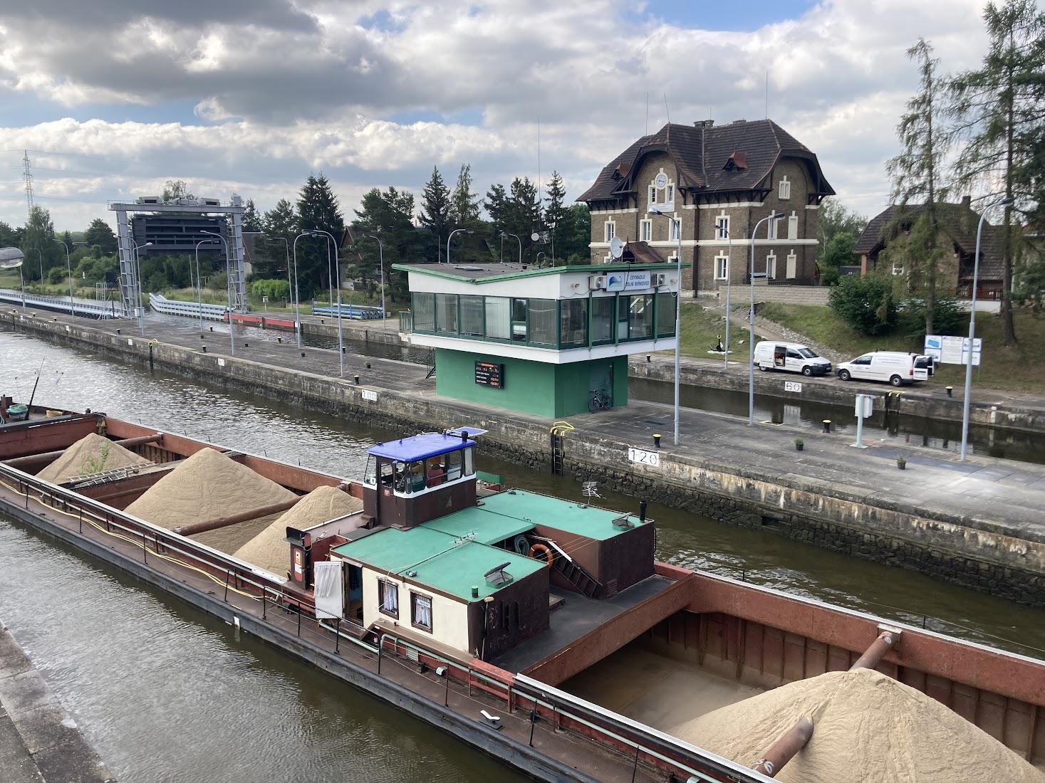 Plavební komora Dolní Beřkovice foto 3