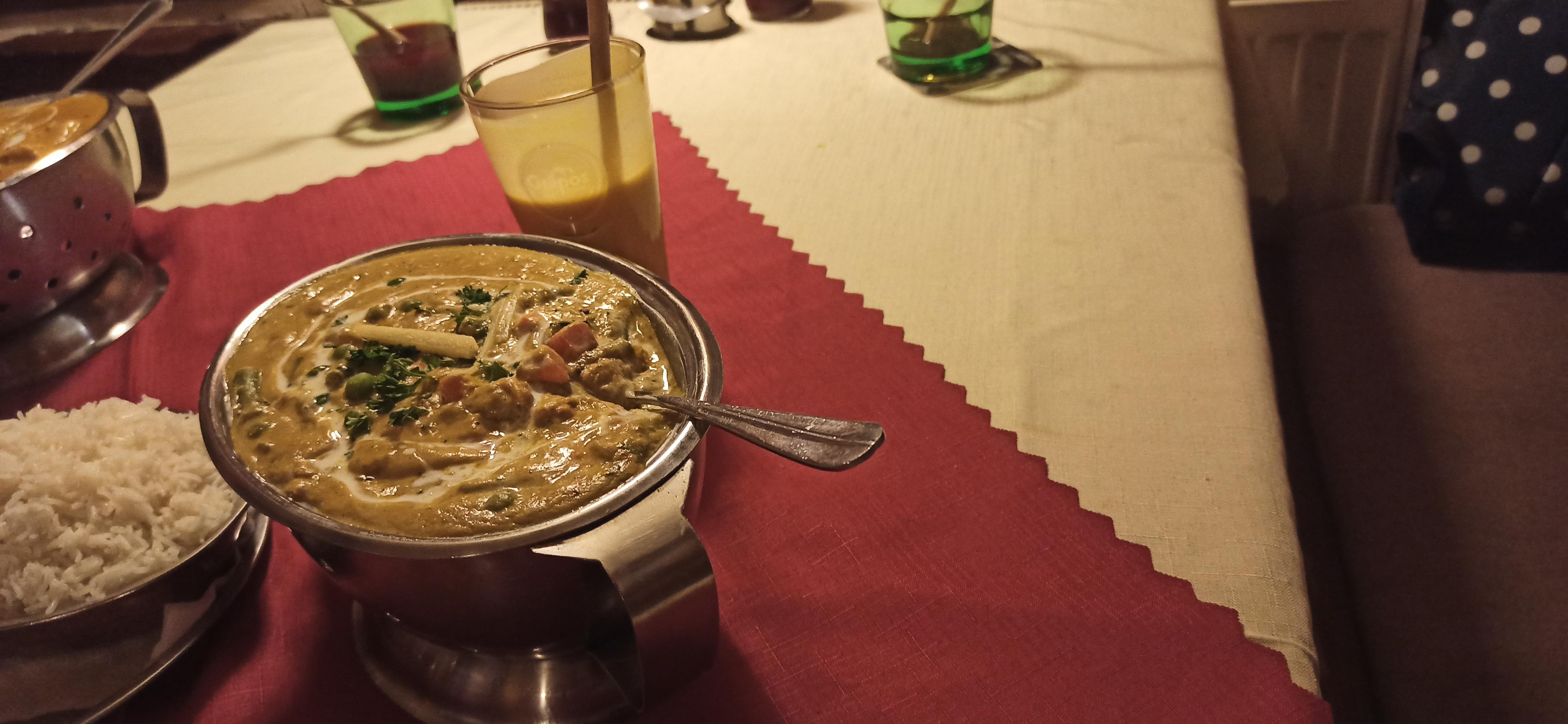 Indická a nepálská restaurace Everest foto 4