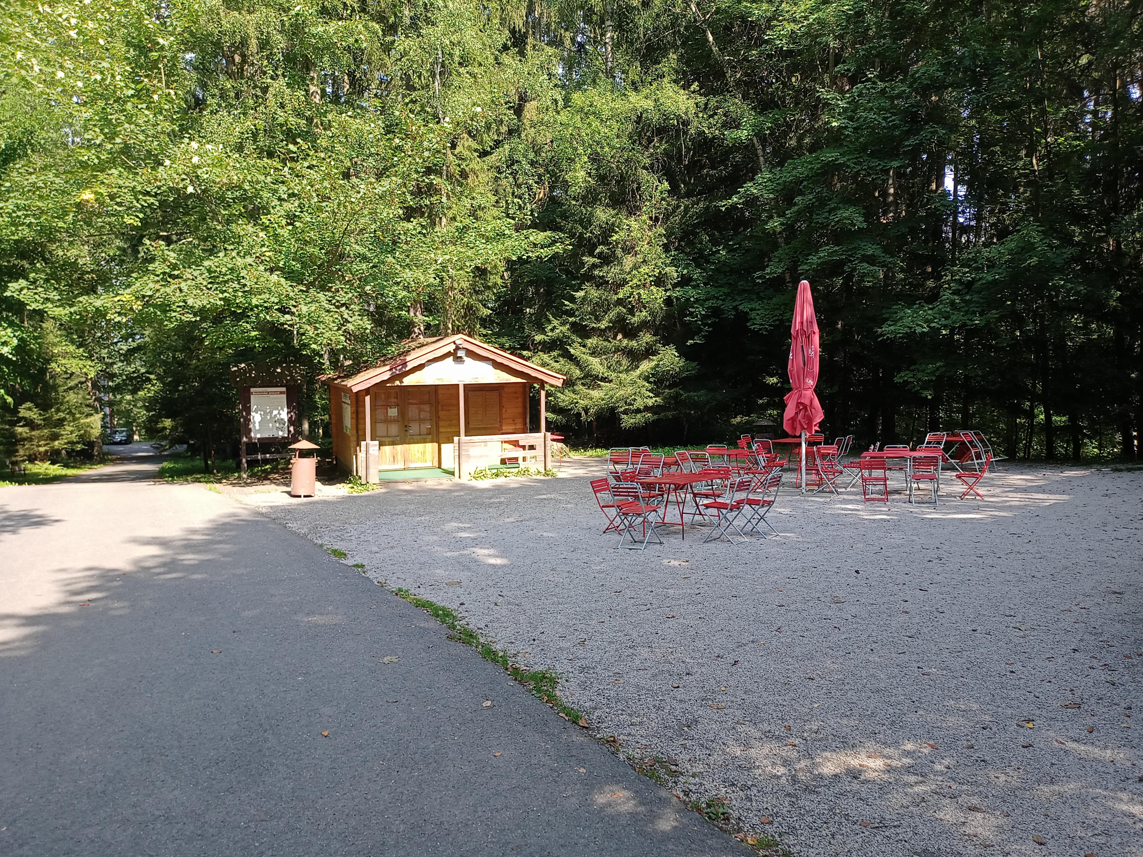 Občerstvení U Bozkovských jeskyní foto 2