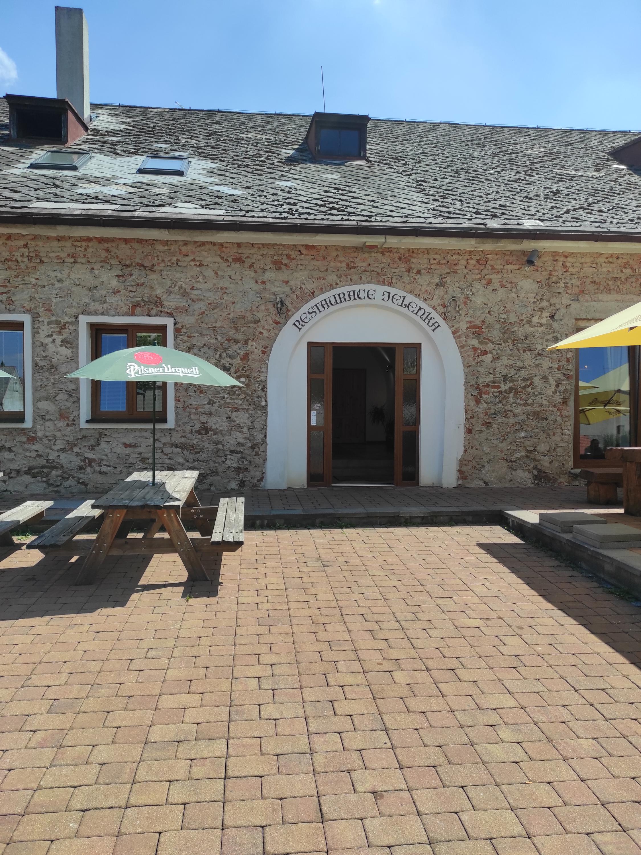 Restaurant & Penzion Jelenka foto 2
