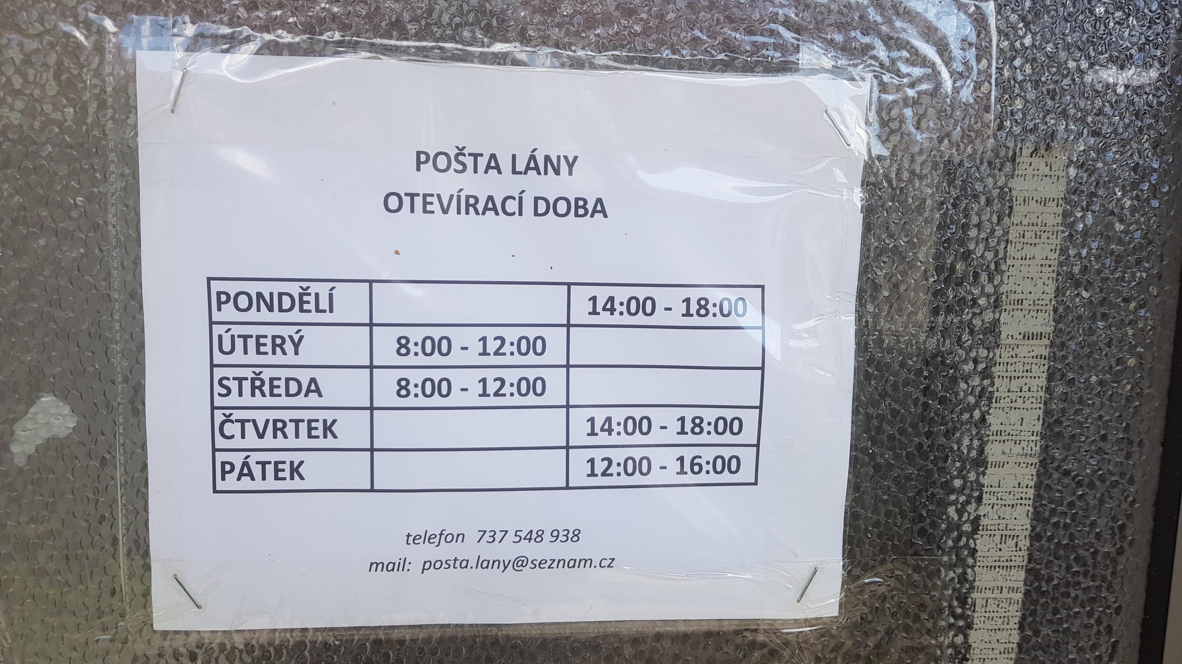 Pošta Lány foto 2