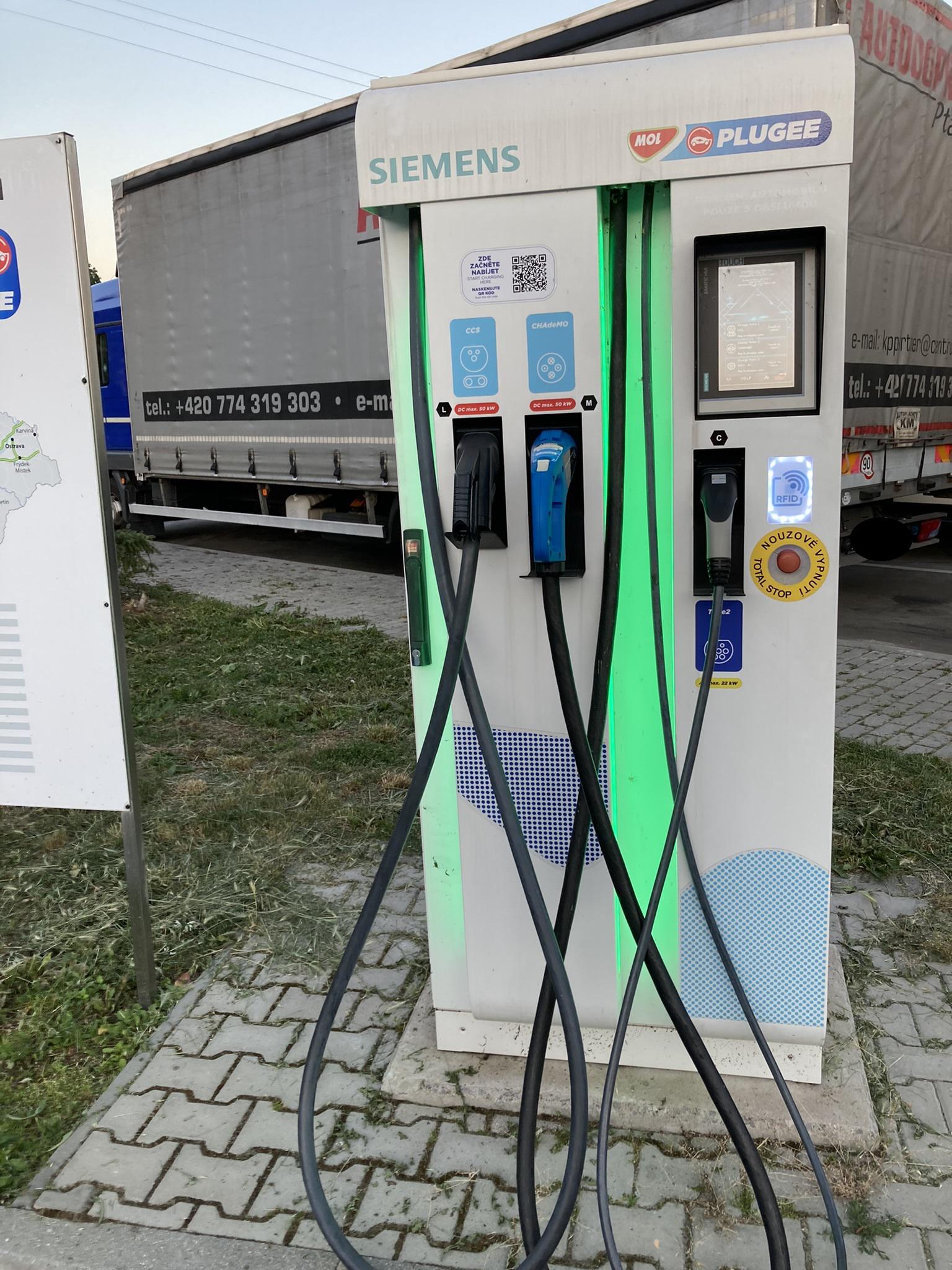 MOL - Nabíjecí stanice foto 4