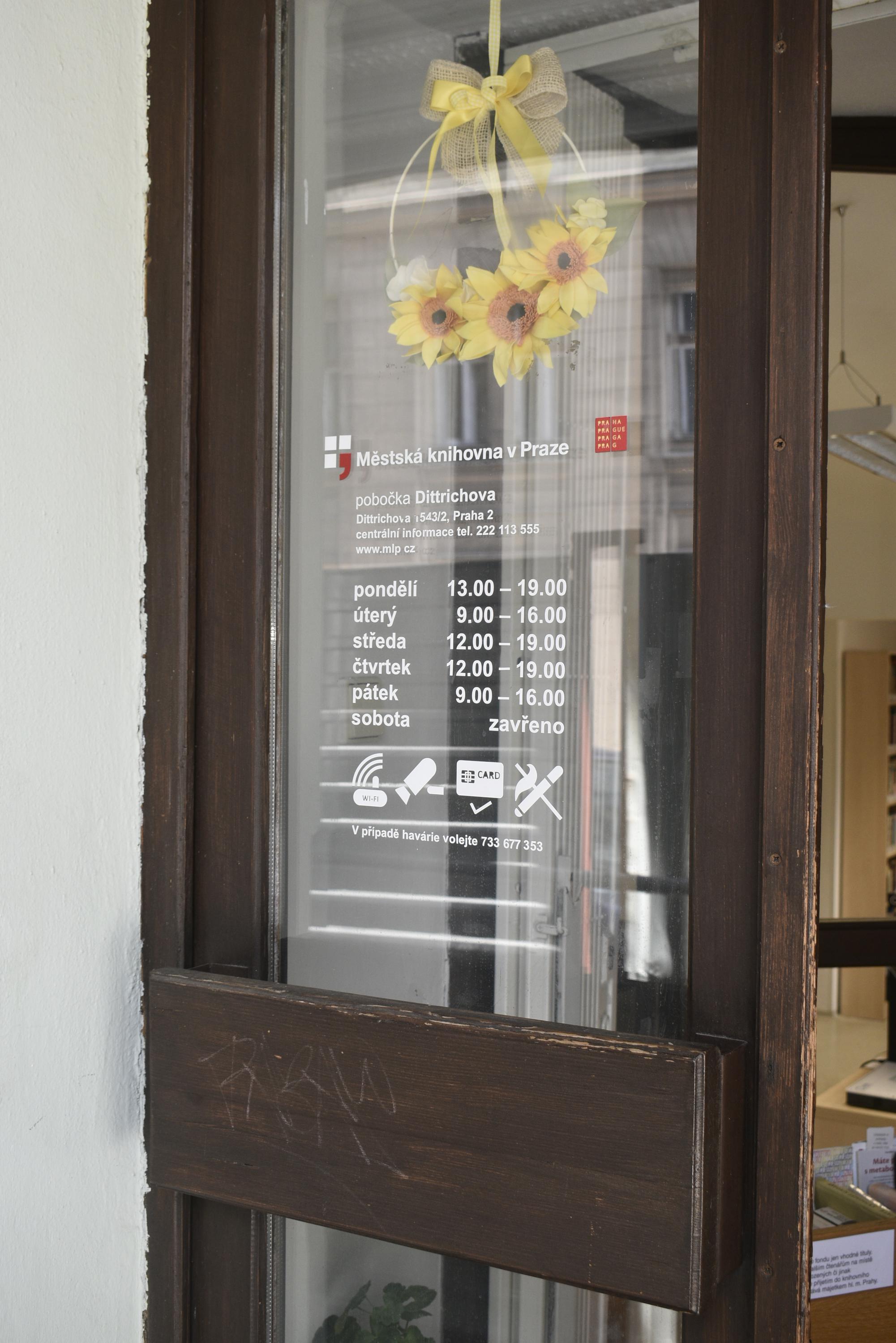 Městská knihovna v Praze - Dittrichova foto 4