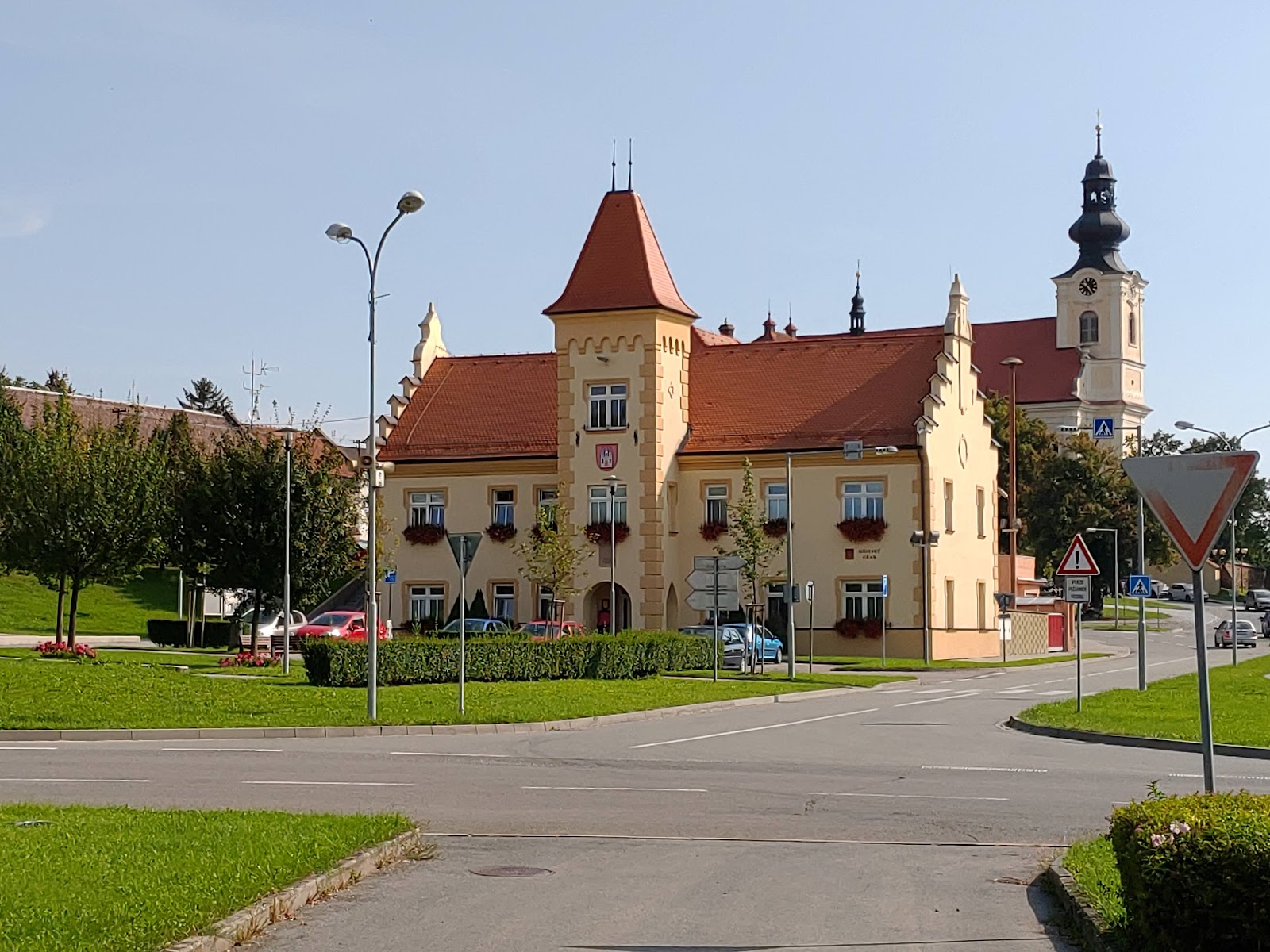 Kostelec na Hané - městský úřad foto 6
