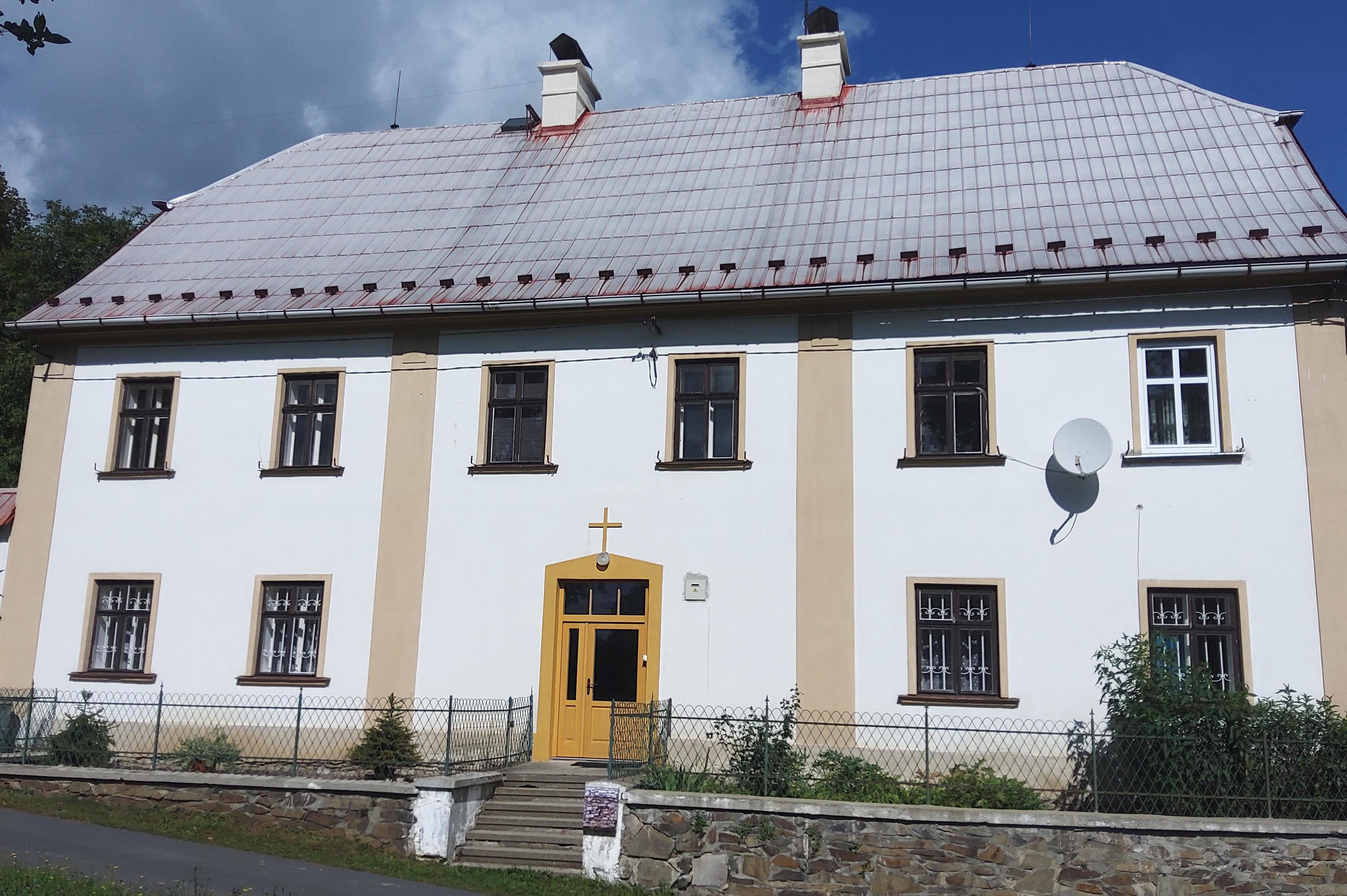 Římskokatolická farnost Zátor