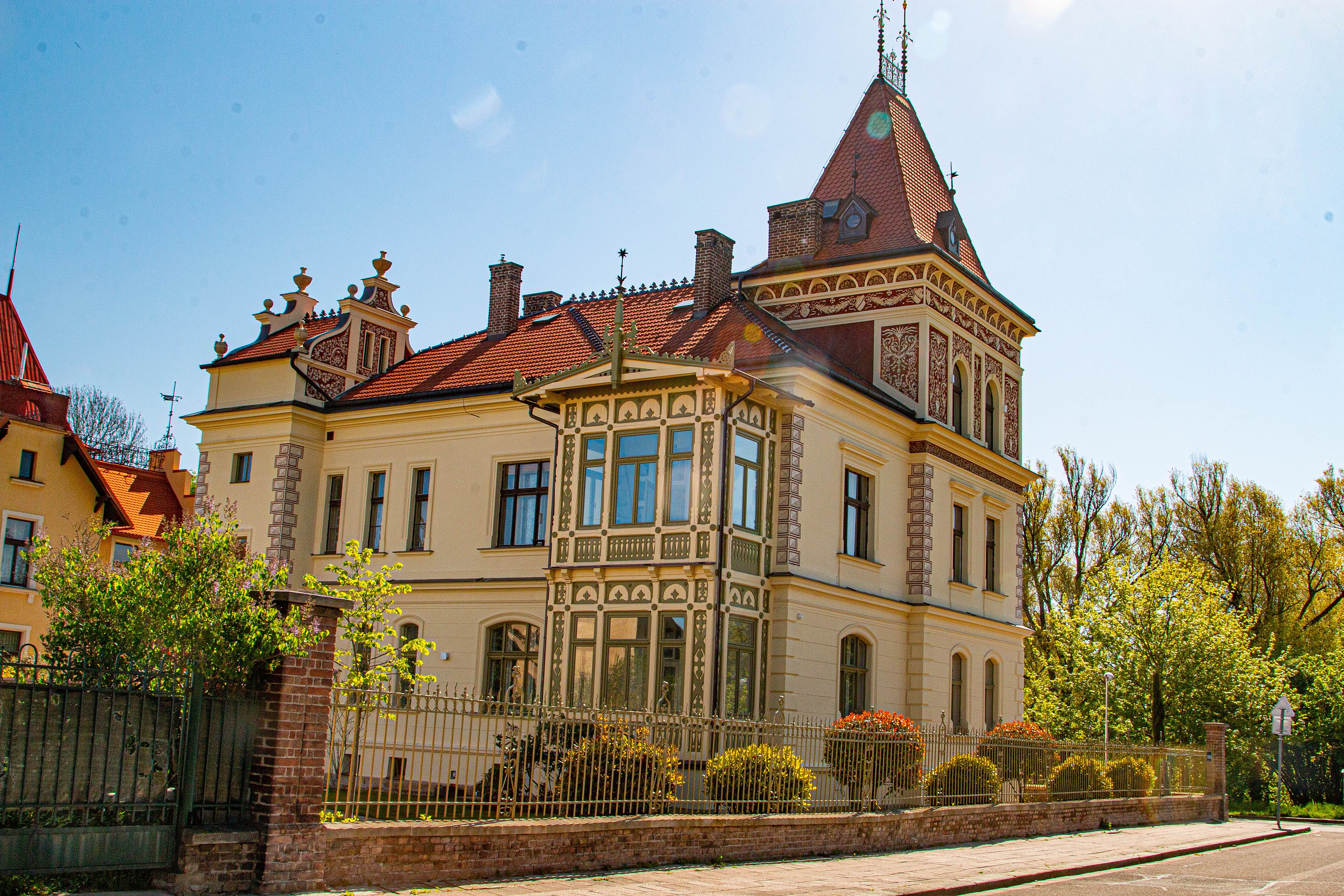 DANFIS HK s.r.o. foto 2