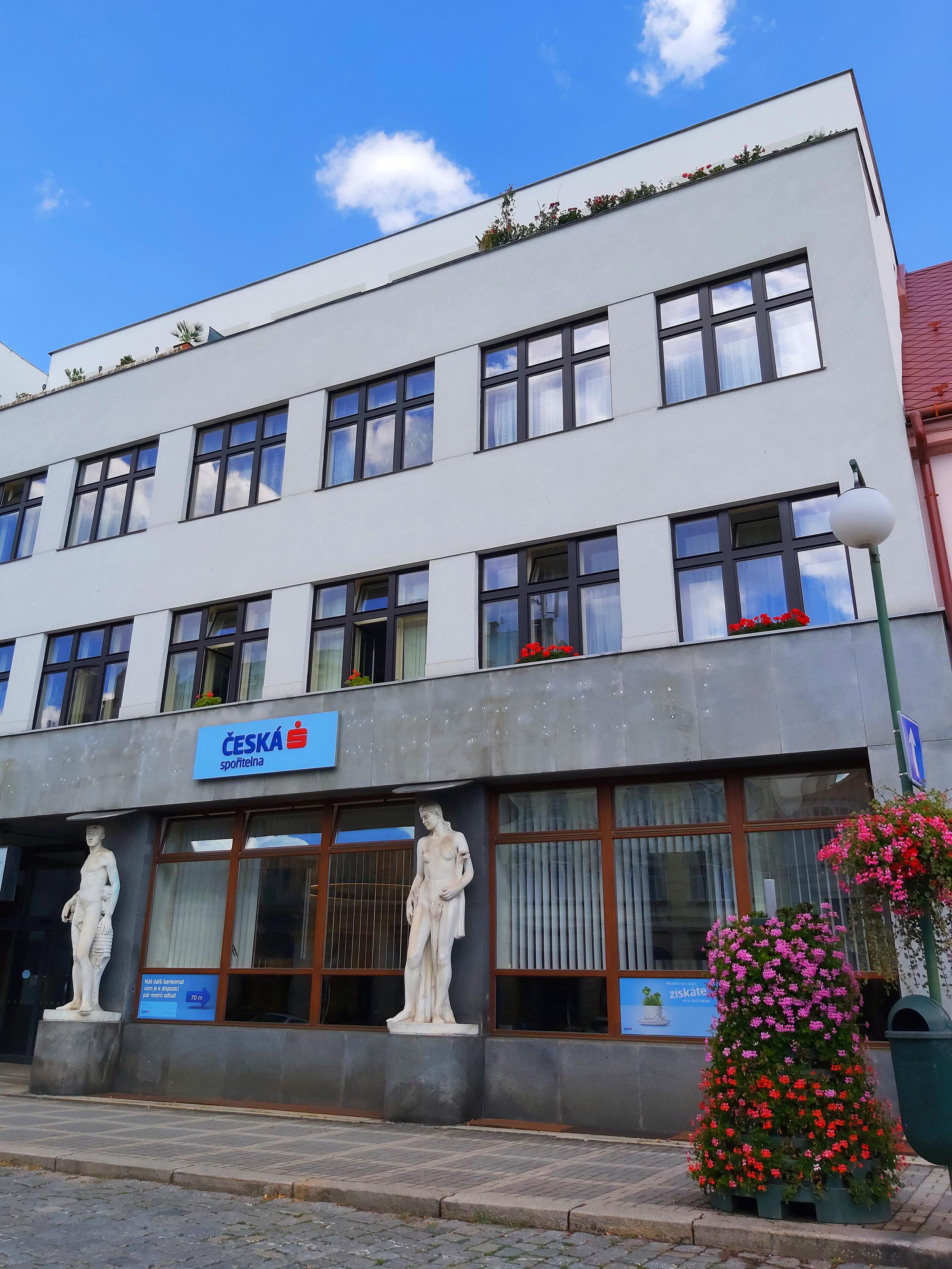 Česká spořitelna, a.s. foto 2