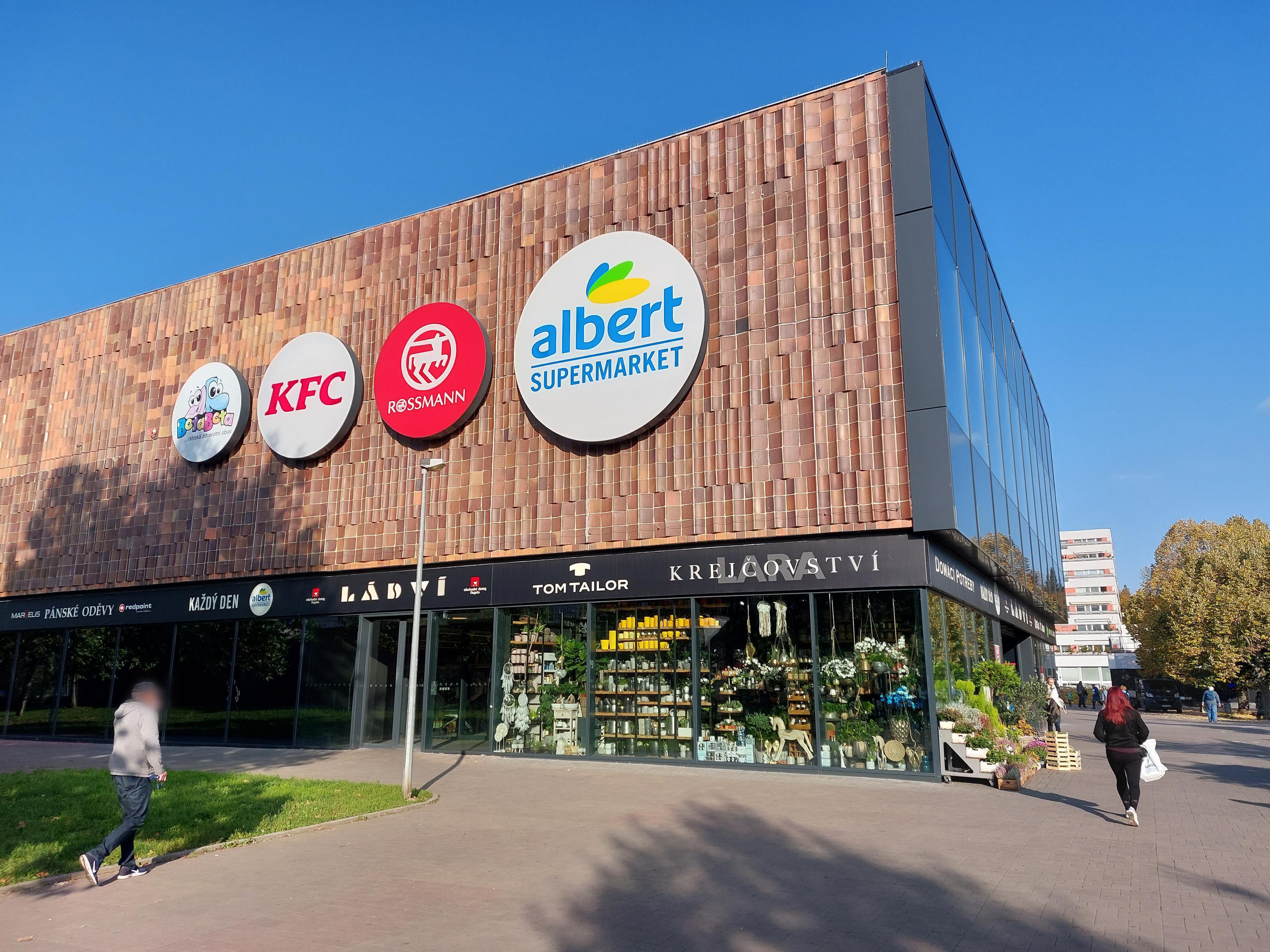 Obchodní dům Ládví foto 4