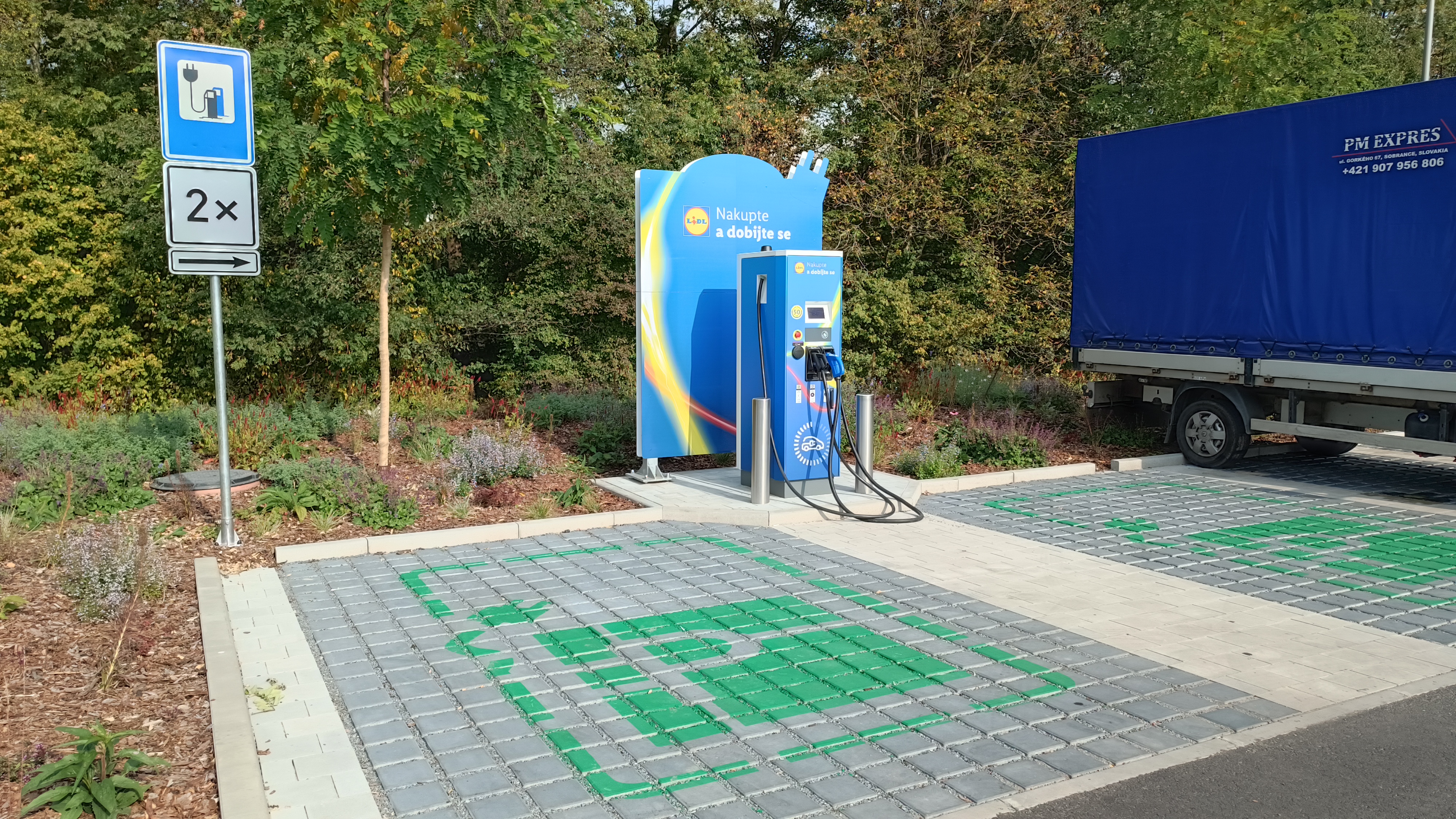 Nabíjecí stanice Lidl